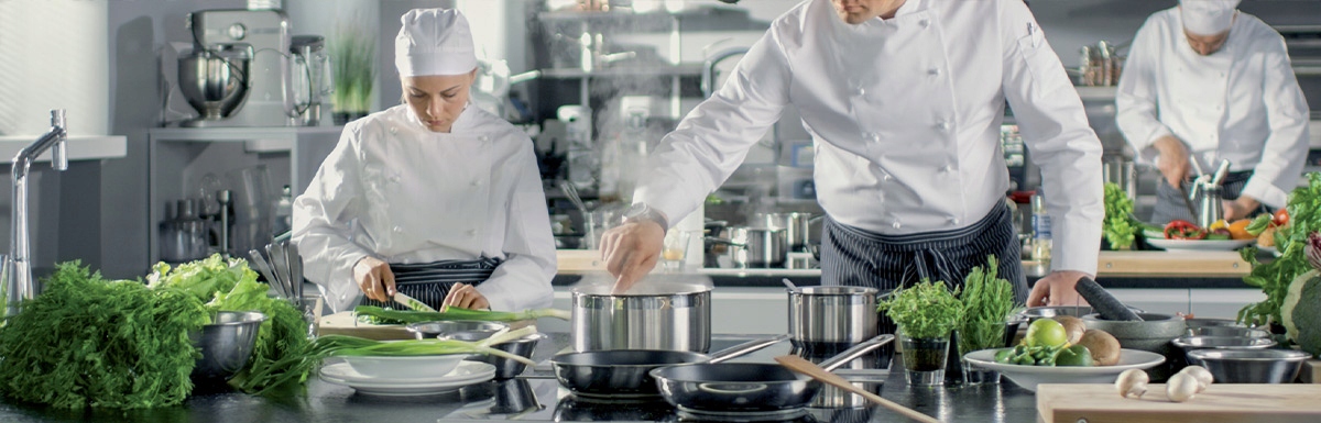 SITKO Z TULEJĄ DO MASZYNKI DO MIĘSA 10x81.5mm YATO Model YG-03274