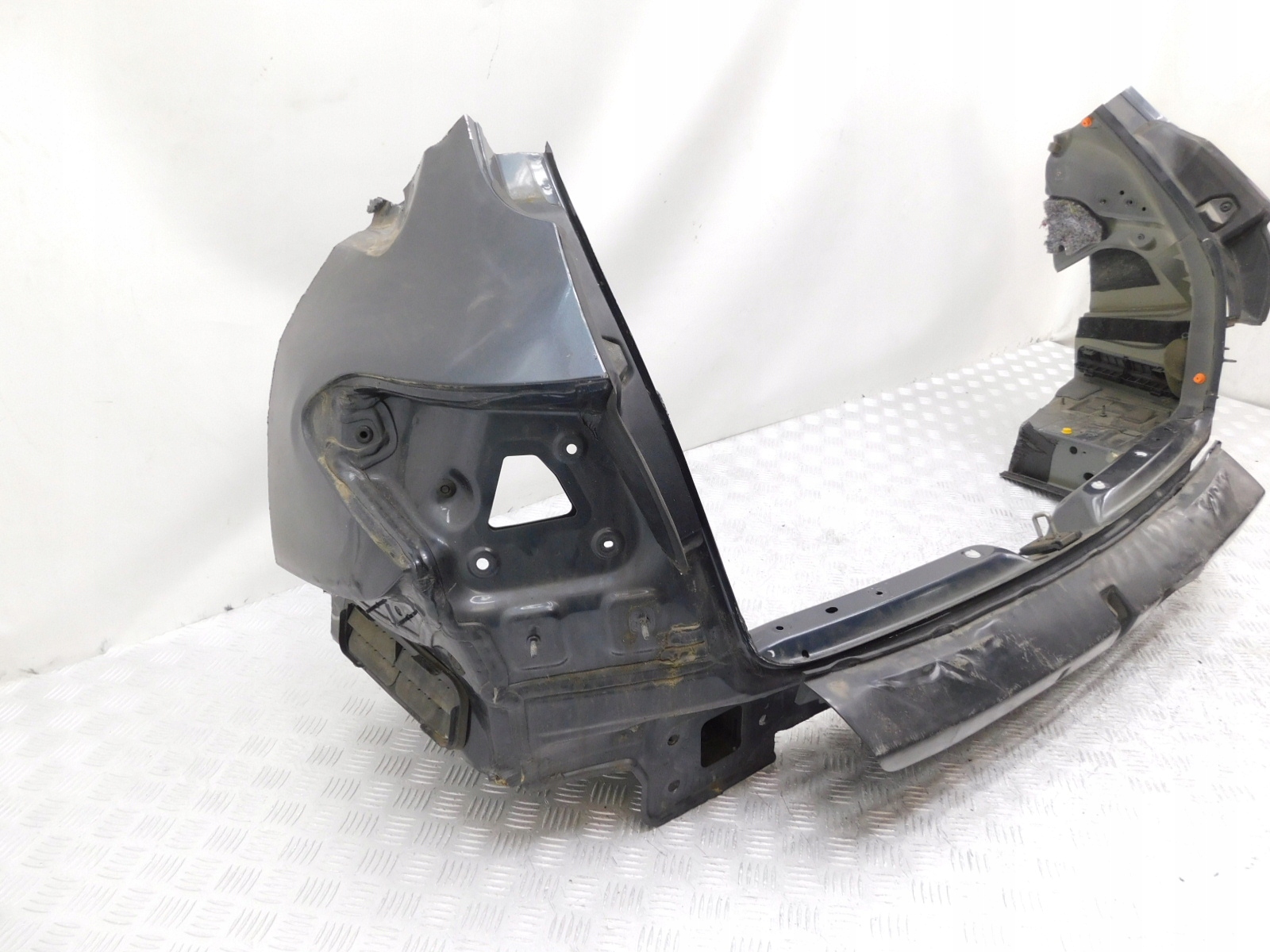 PAS TYŁ KAROSERYJNY Mercedes W205 Kombi Typ samochodu Samochody osobowe