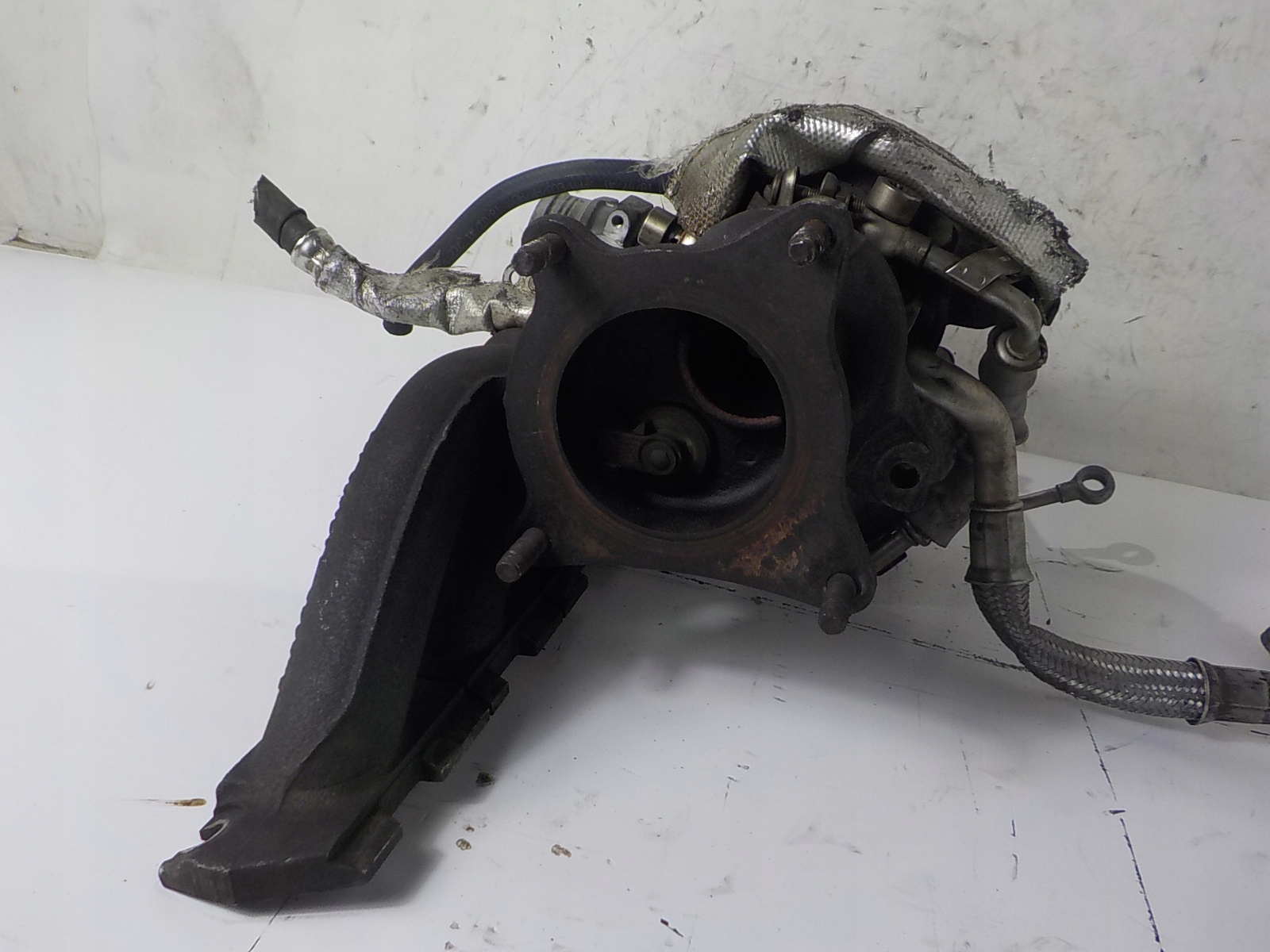 AUDI A4 B7 2.0 TFSI Turbolader TURBINA 06D145701E