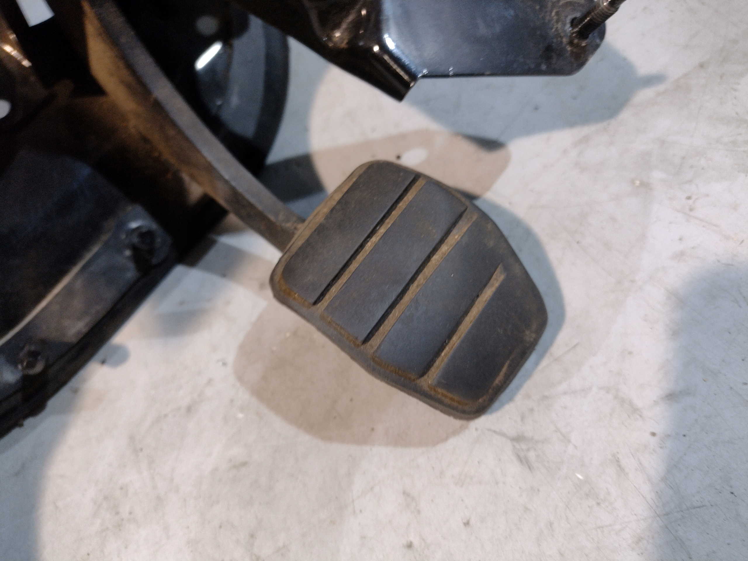 Kupplungspedal Bremse Nissan Interstar und 1 2,5DCI