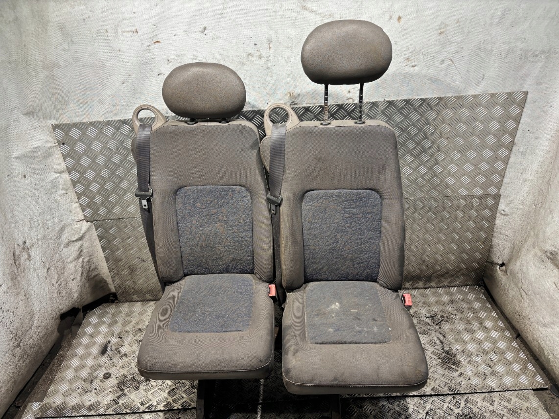 Sitze RENAULT MASTER II BUS 16 OSOBOWY