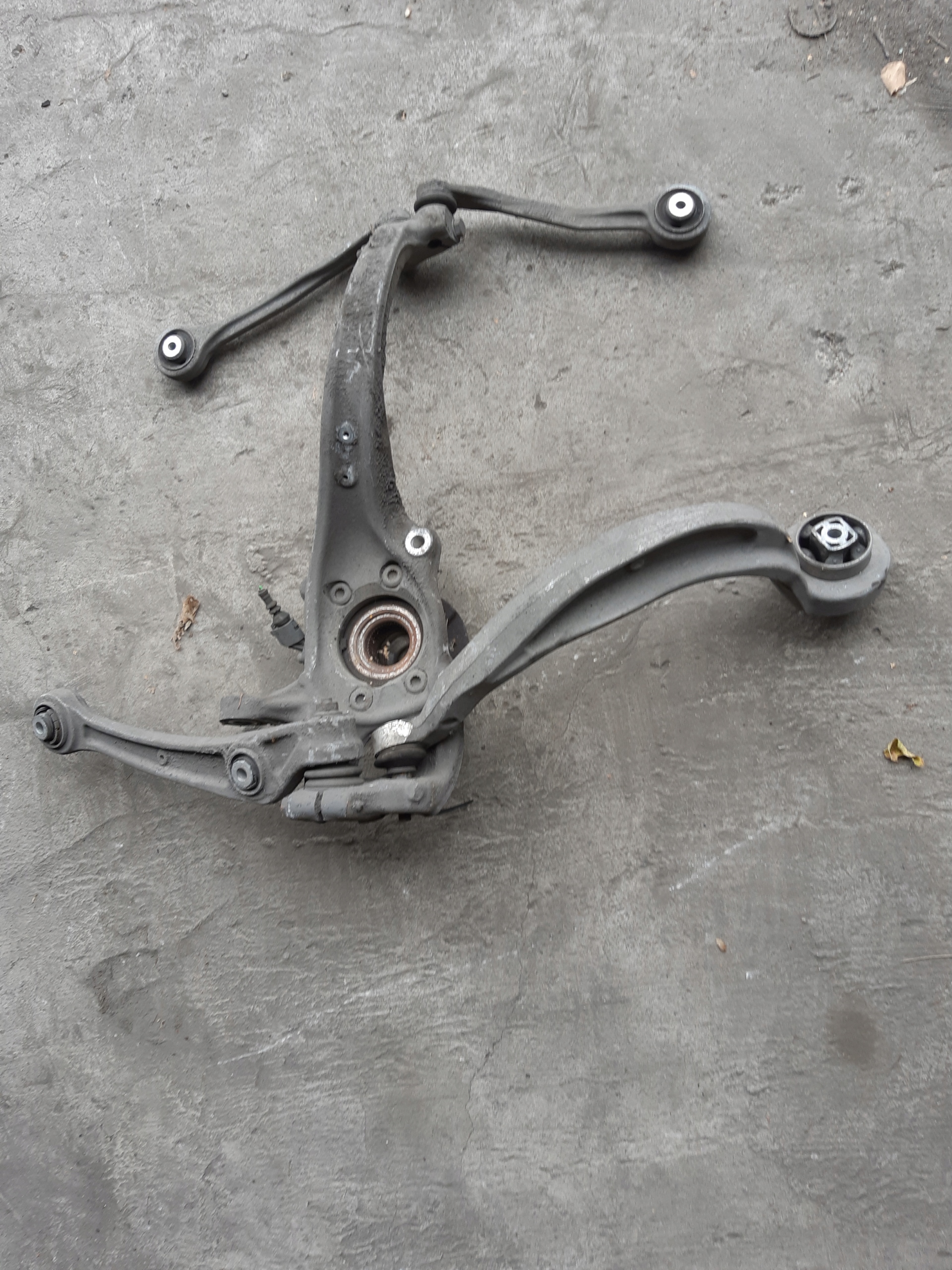 AUDI A4 B8 A5 8T A6 C7 A7 swing right right front 8K0407258E