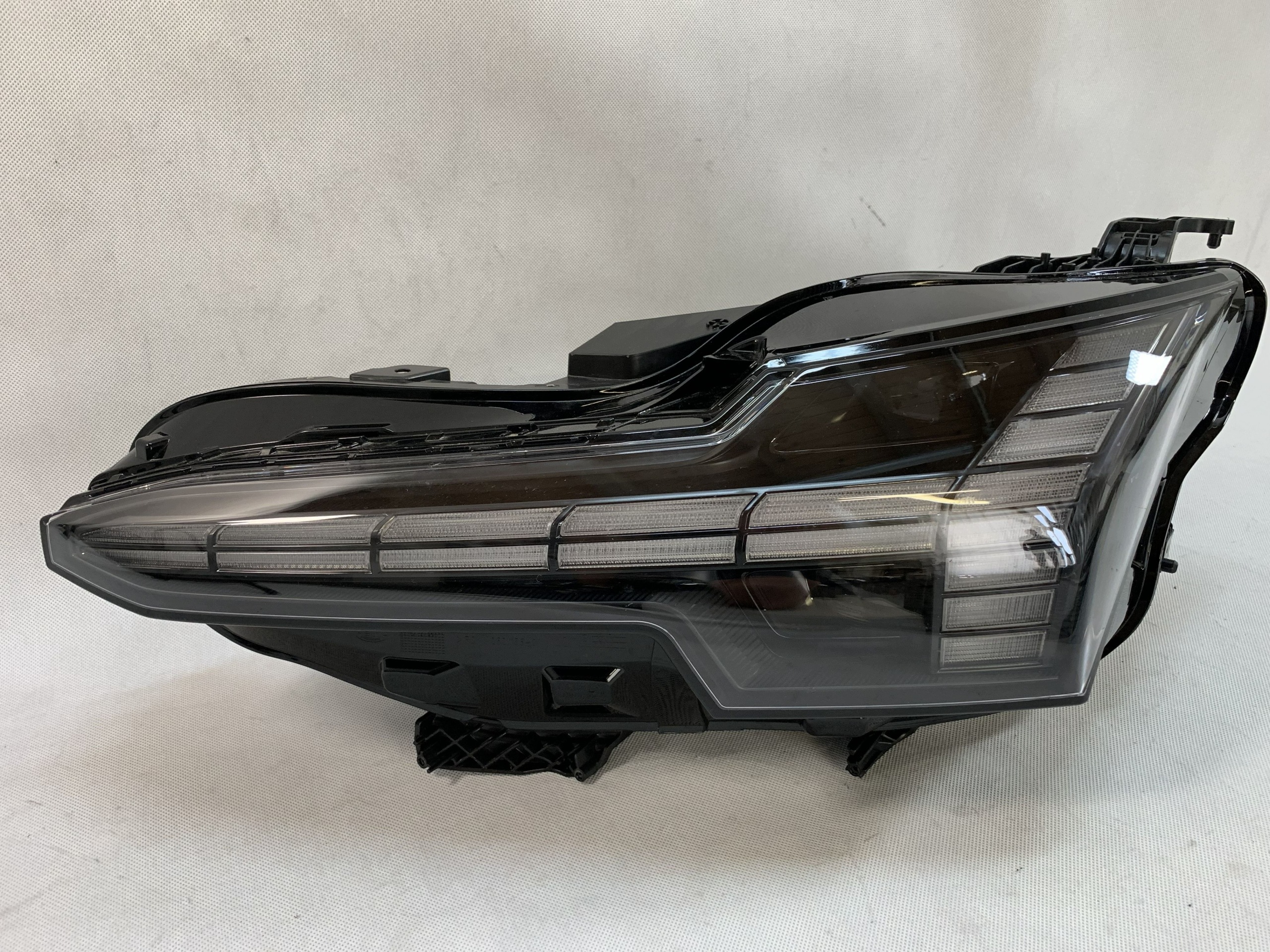 light Reflektor left Volvo EX-30 23r Full Led 80000401 08.26