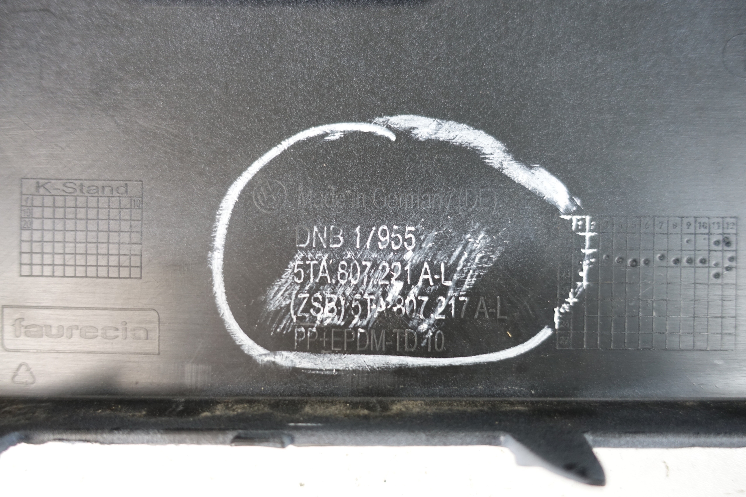 VOLKSWAGEN VW TOURAN II 5TA 15- 5TA807221AL bumper front front