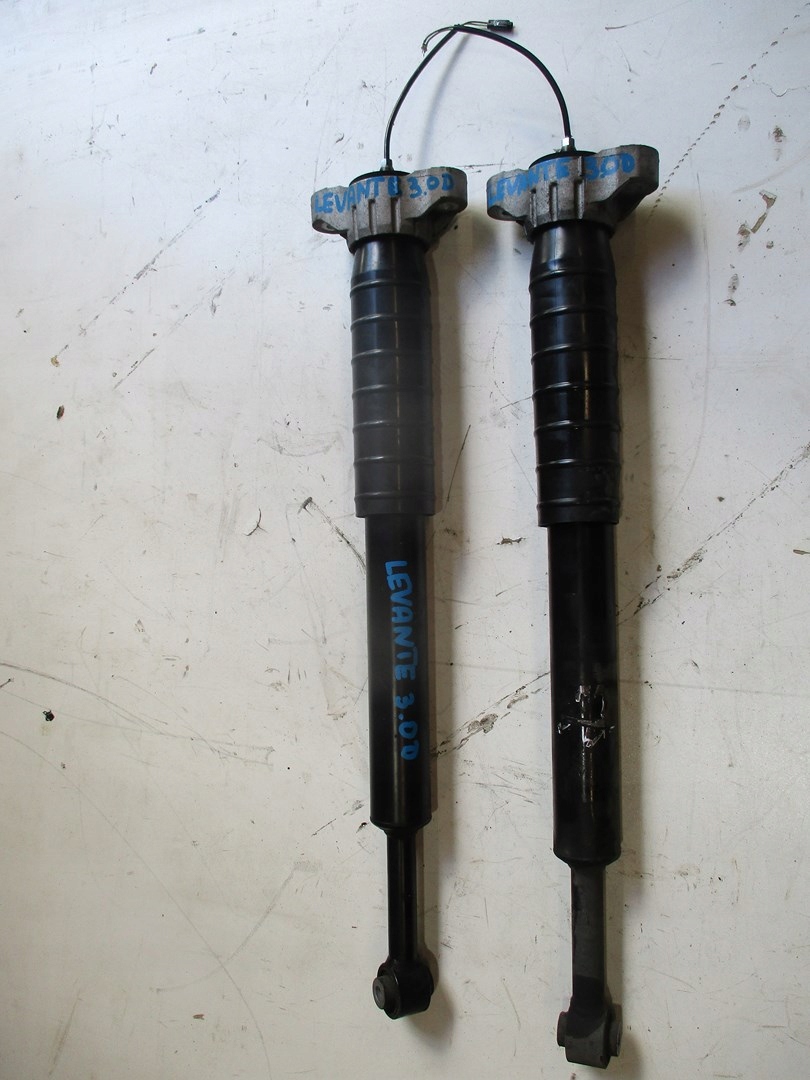 Задний амортизатор MASERATI LEVANTE 3.0 D правый левый