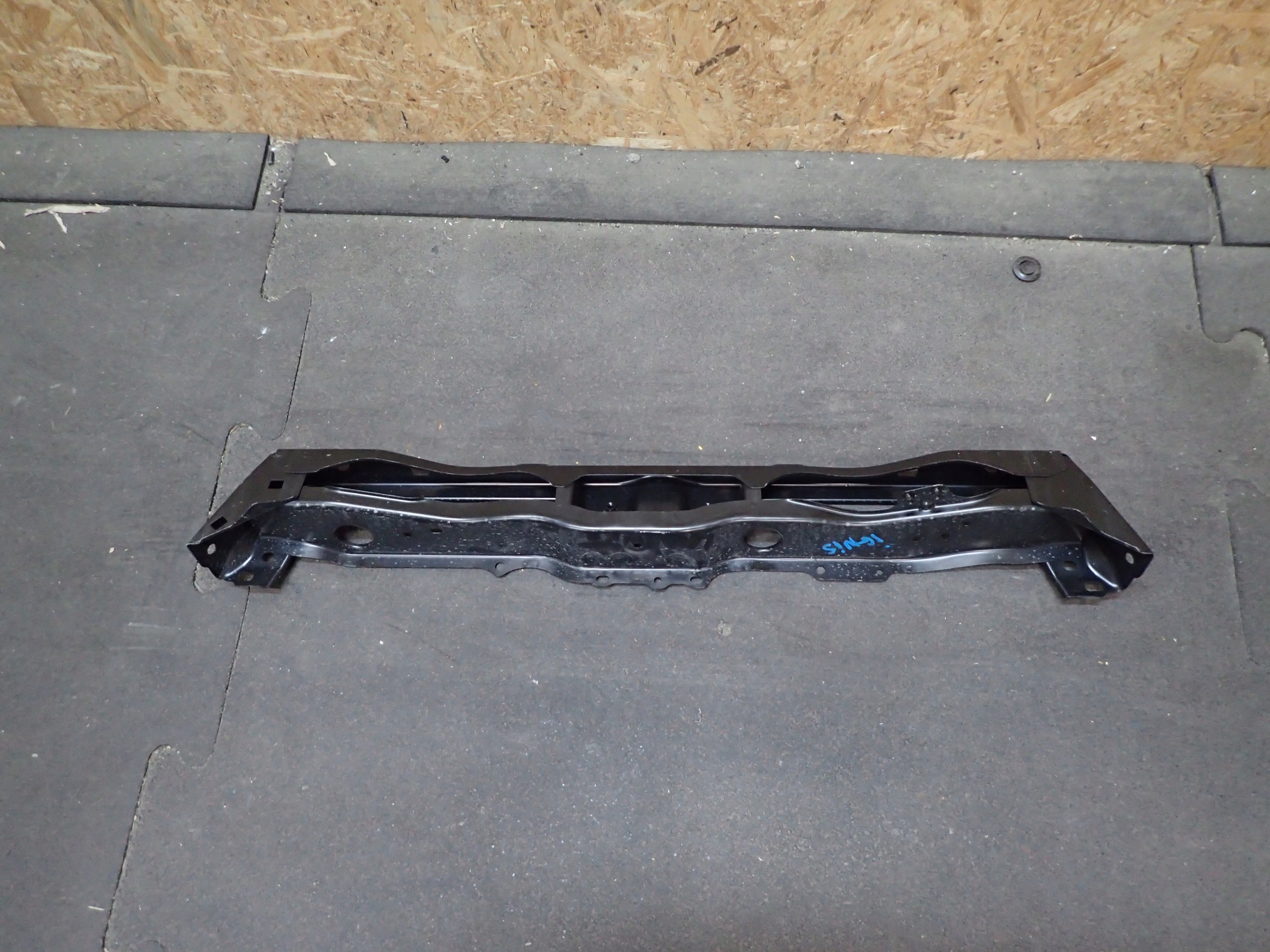 SUPPORT PANEL FOR RADIATORS SUZUKI IGNIS 16