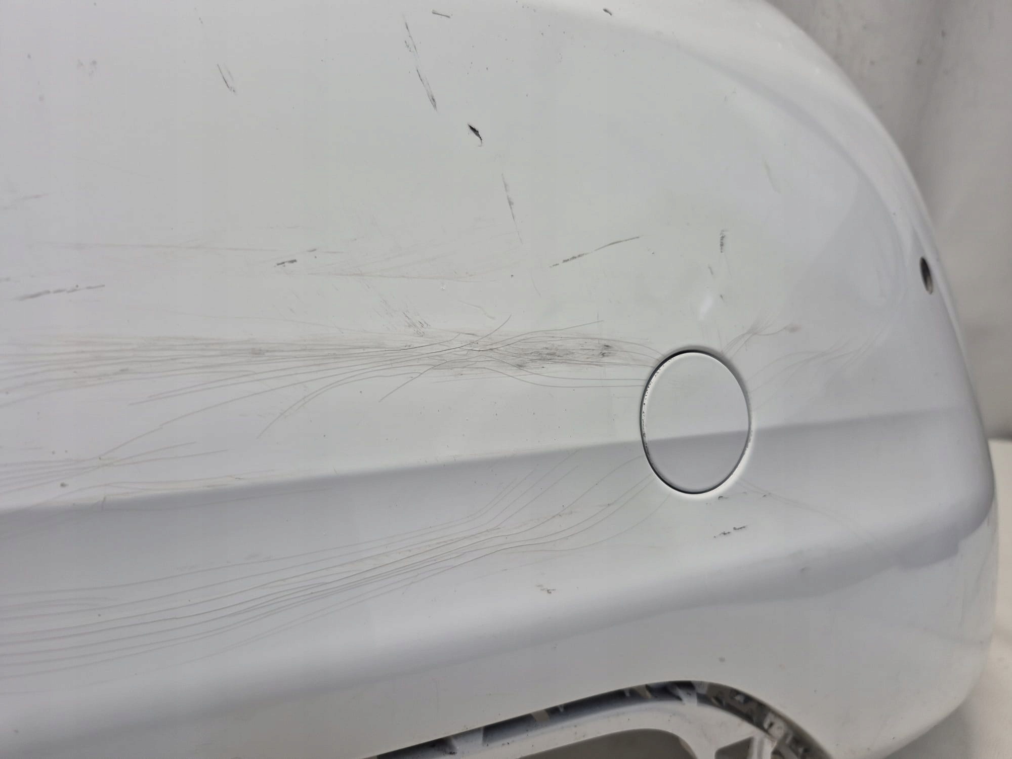 PEUGEOT 208 e 1 12-19 Paraurti posteriore posteriore PDC