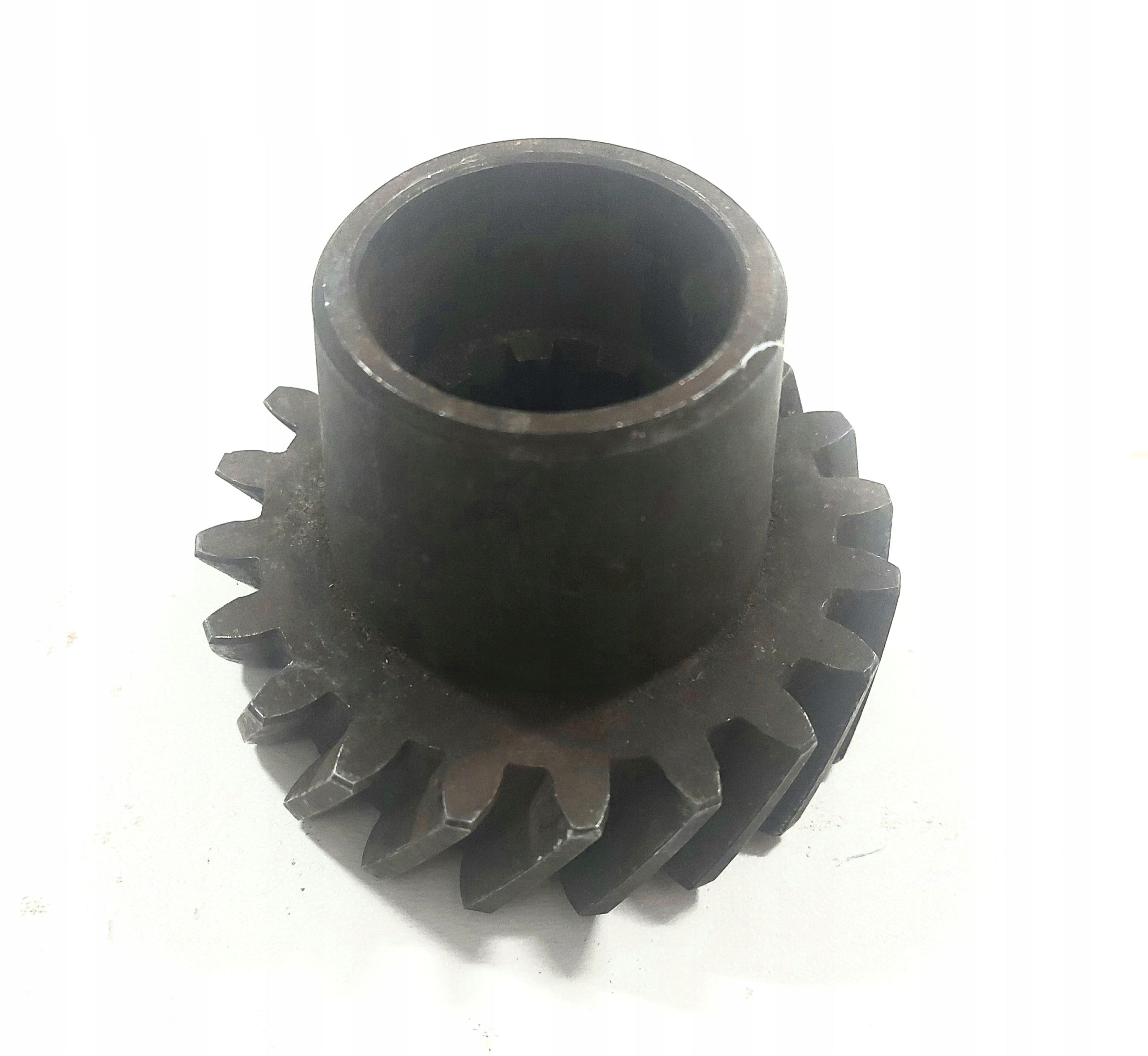 1035 - ГАЗ 69 Шестерня Редуктора