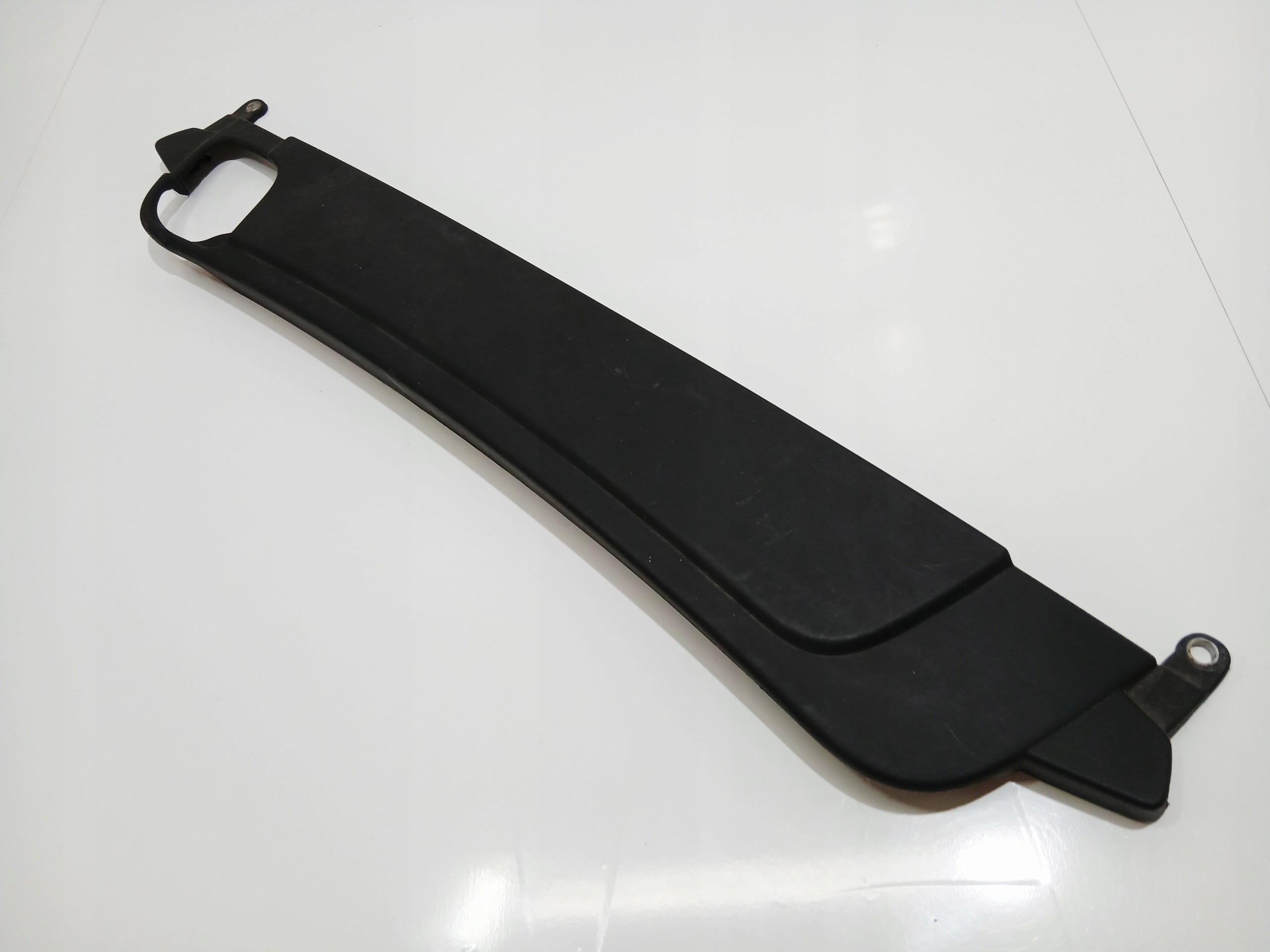 krytka kryt stěny předního BMW E60 E61 N47 2.0D 7803340