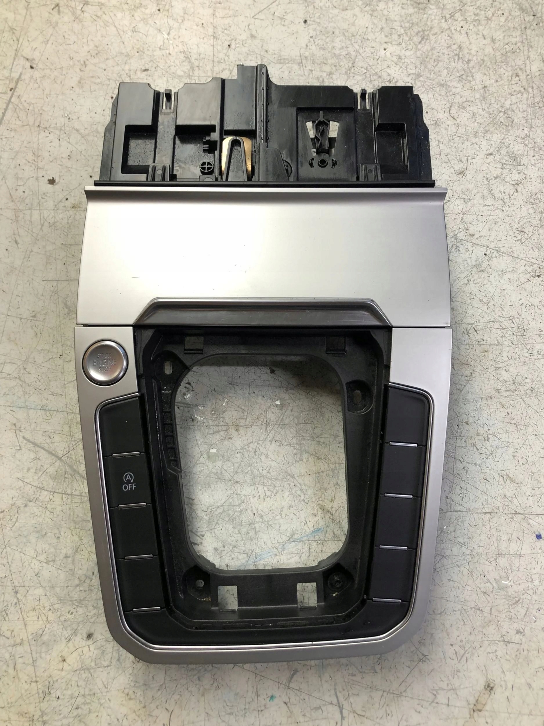 frame TUNELU passenger compartment VW PASSAT B8 5G0980611