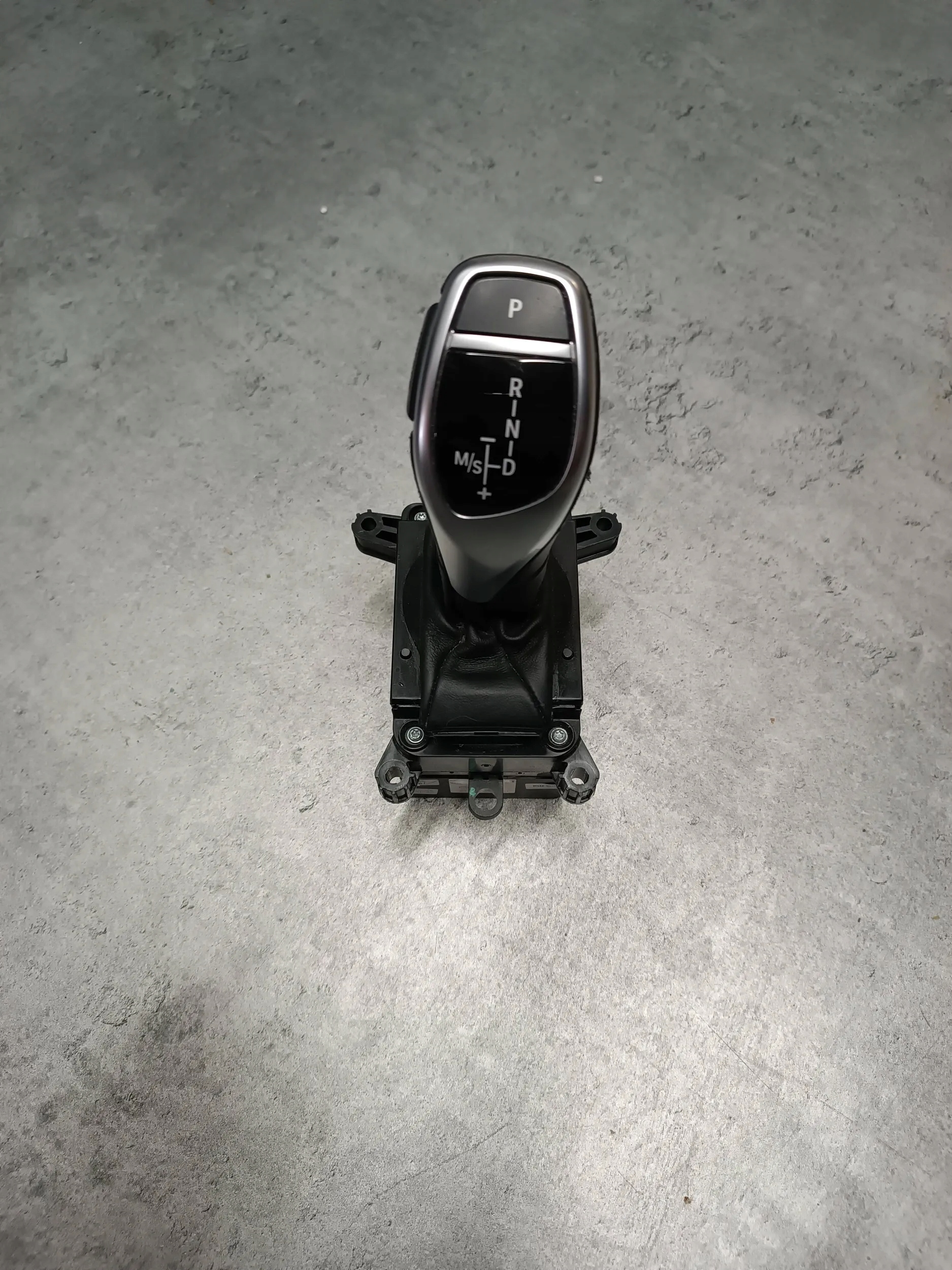 BMW X5 F15 ДОМКРАТ ПЕРЕКЛЮЧЕНИЯ BIEGOW