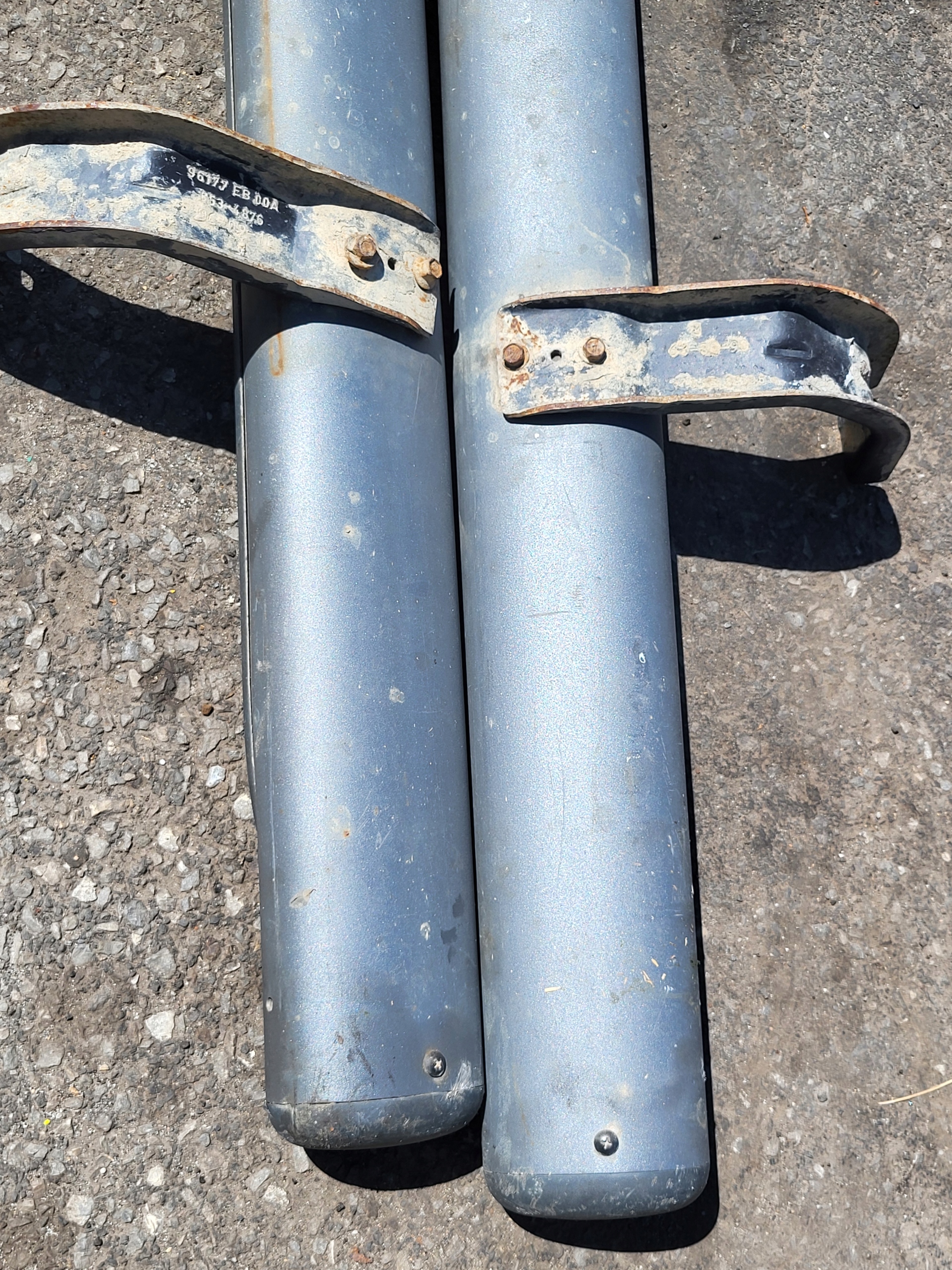 threshold SCHODKI STOPNICA PODNOZKA right left console NISSAN NAVARRA III 3 OE