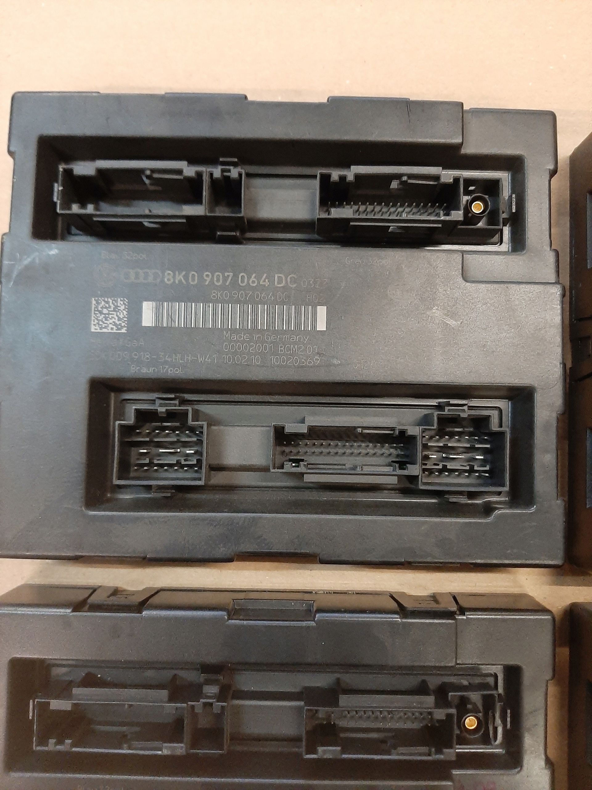AUDI A4 B8 A5 8T Module Unité de contrôle KOMFORTU 8K0907064DC
