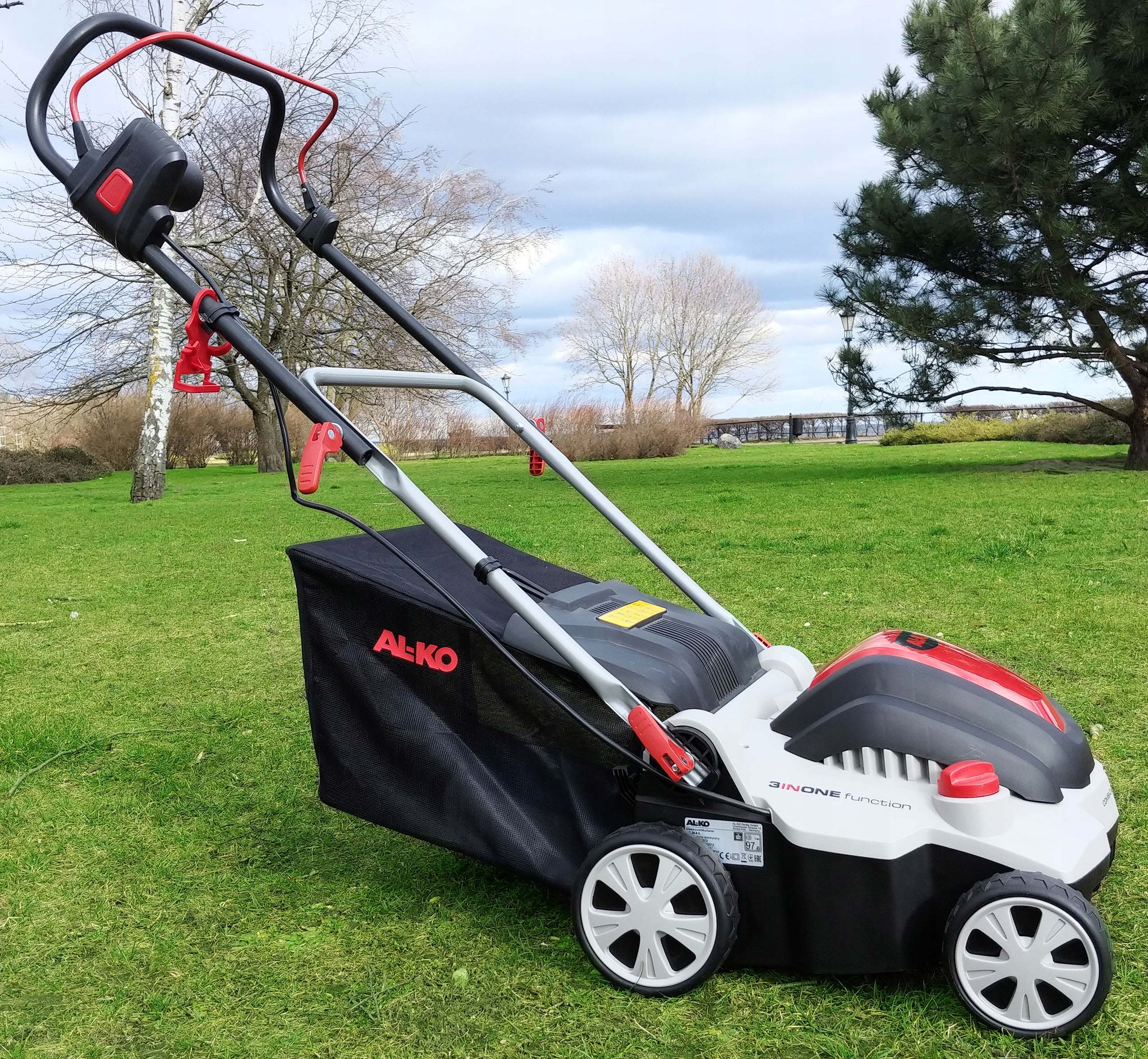 WERTYKULATOR Elektryczny AL-KO 1400 W 36 cm Kosz 50 l wałek wertykulacja