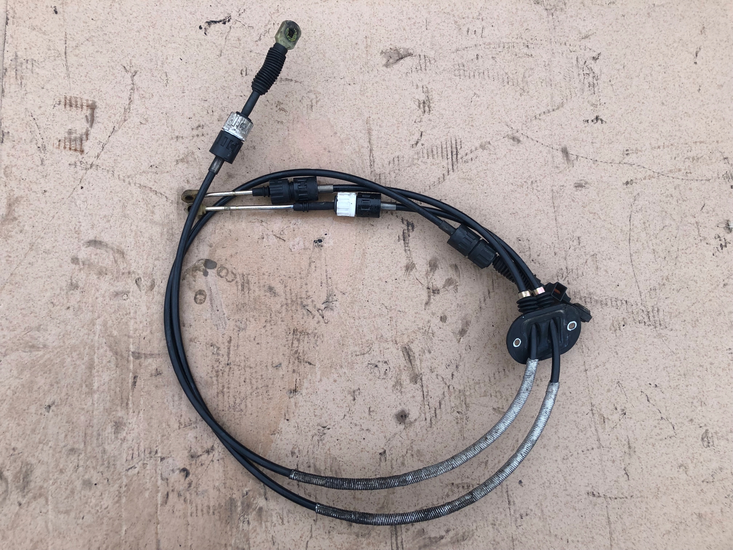 ТРОСИ ПЕРЕМИКАННЯ ПЕРЕДАЧ FORD FOCUS MK1 1.6