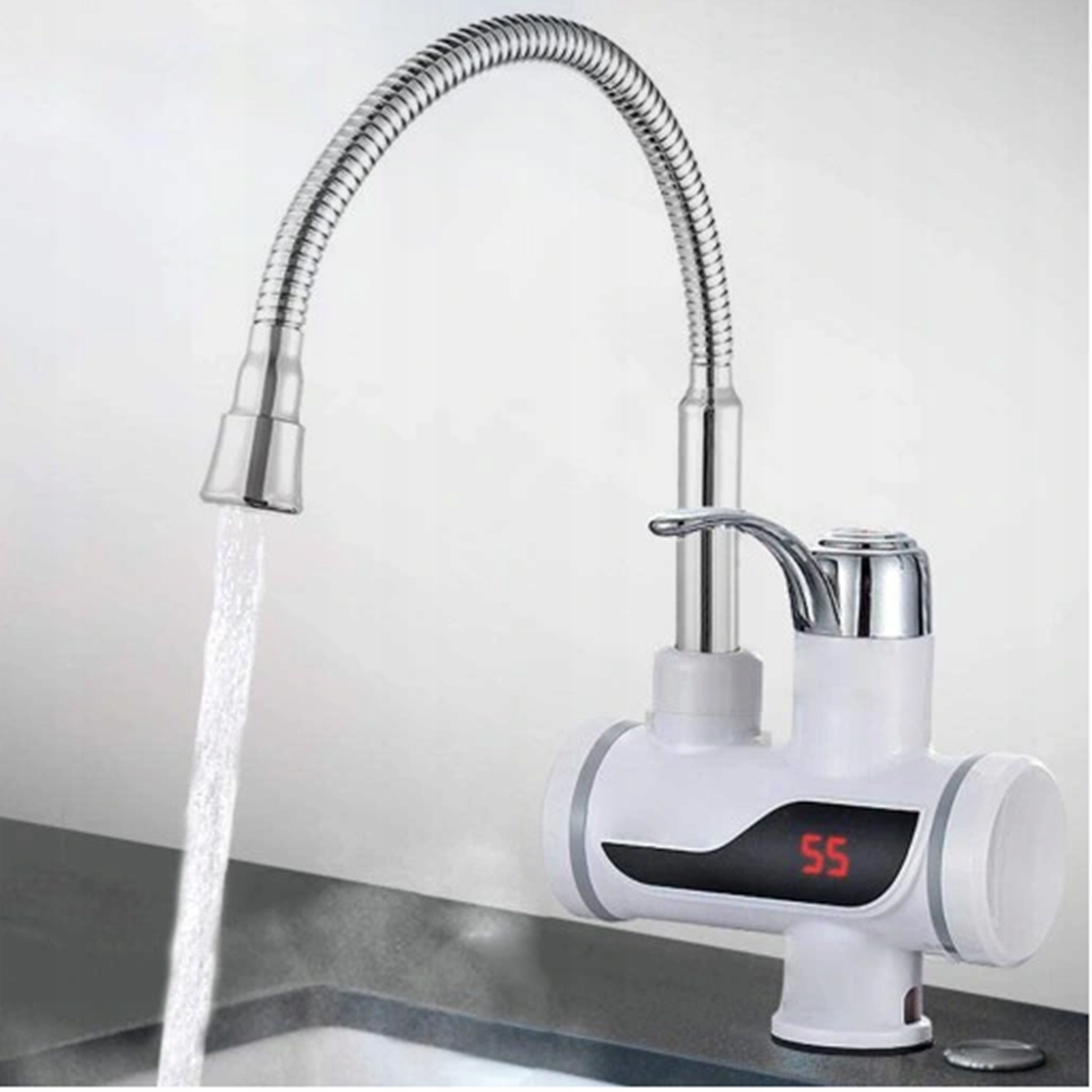 ELEKTRYCZNY PRZEPŁYWOWY PODGRZEWACZ WODY Z WYŚWIETLACZEM LCD GIĘTKIM KRANEM Kod producenta FORTRADE