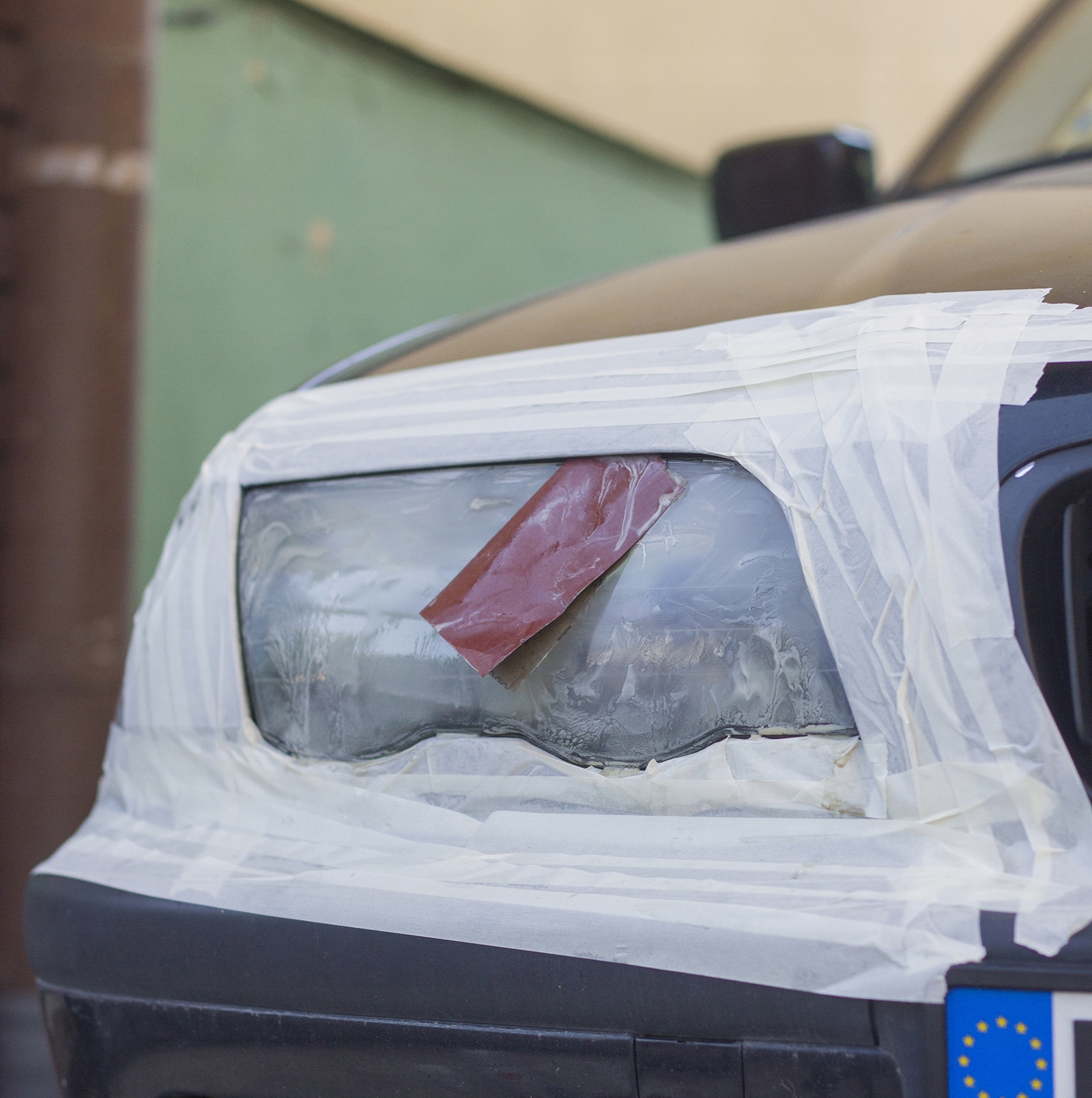 ZESTAW SPRAY LAKIER BEZBARWNY DO RENOWACJI LAMP REFLEKTORÓW 2k Pojemność opakowania 250 ml