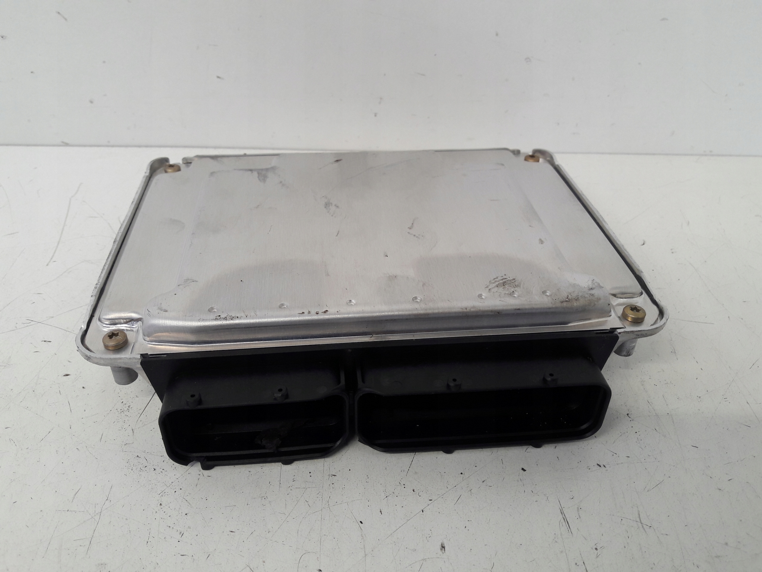 computer of the engine 045906019G Audi A2