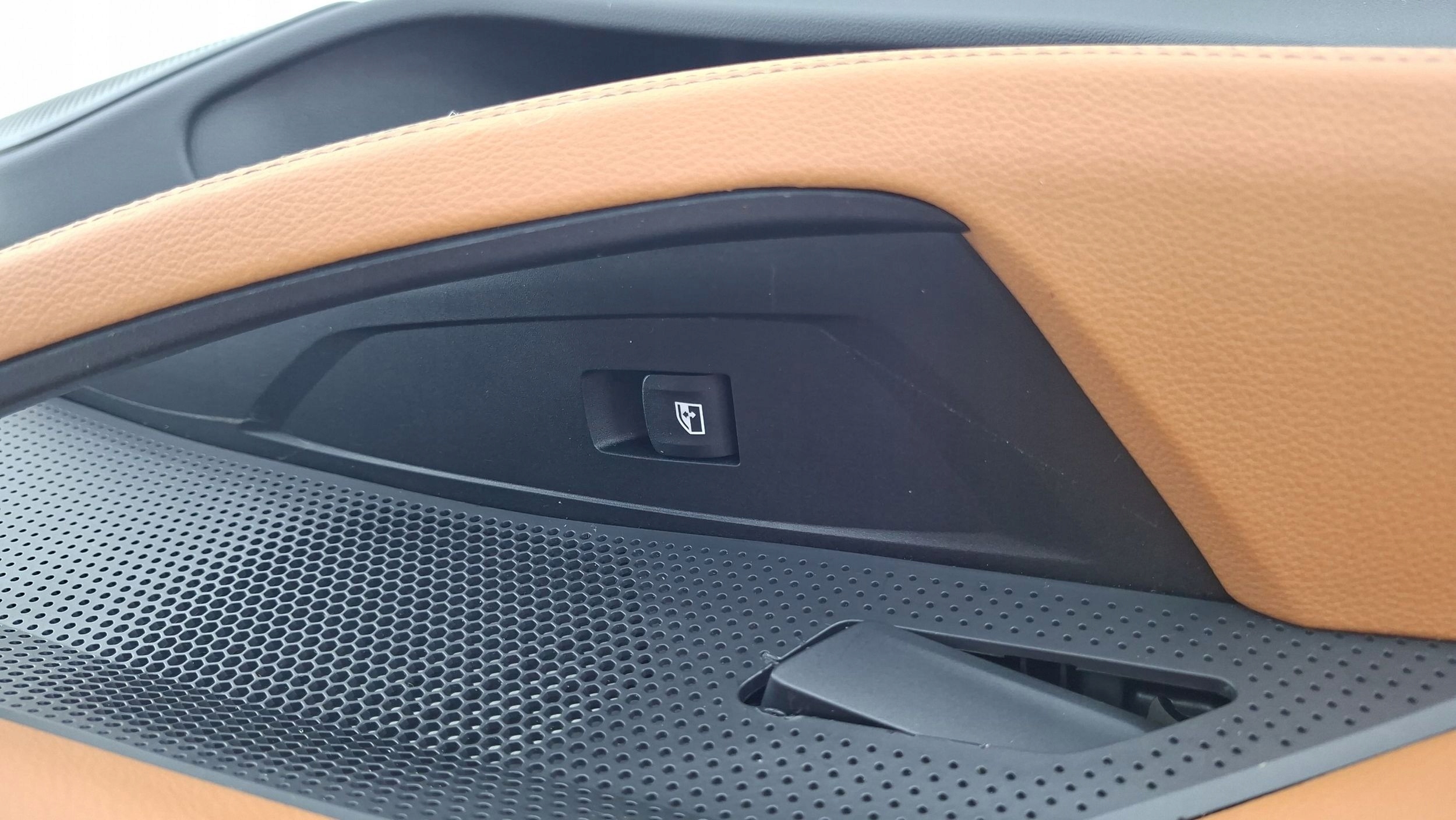 дверные карты передних BMW i4 5A46B71