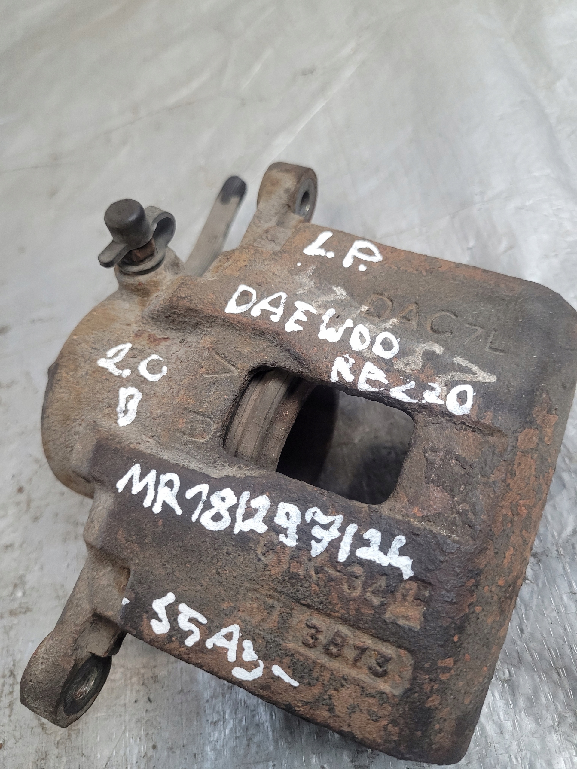 caliper brake left front DAEWOO REZZO TACUMA 2.0B 03r.