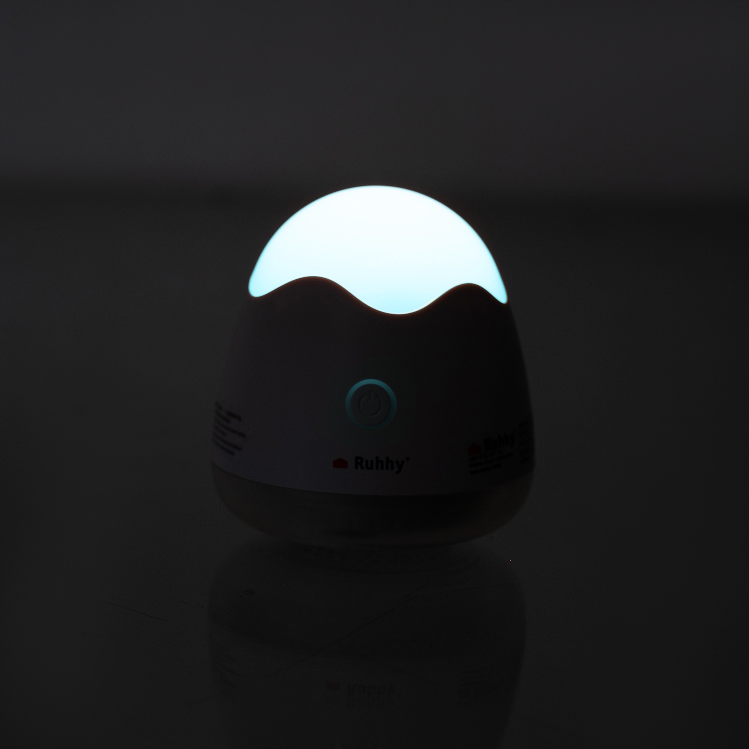 Golarka do Ubrań Swetrów Tkanin z Lampką 6 Noży C Kolor dominujący biały