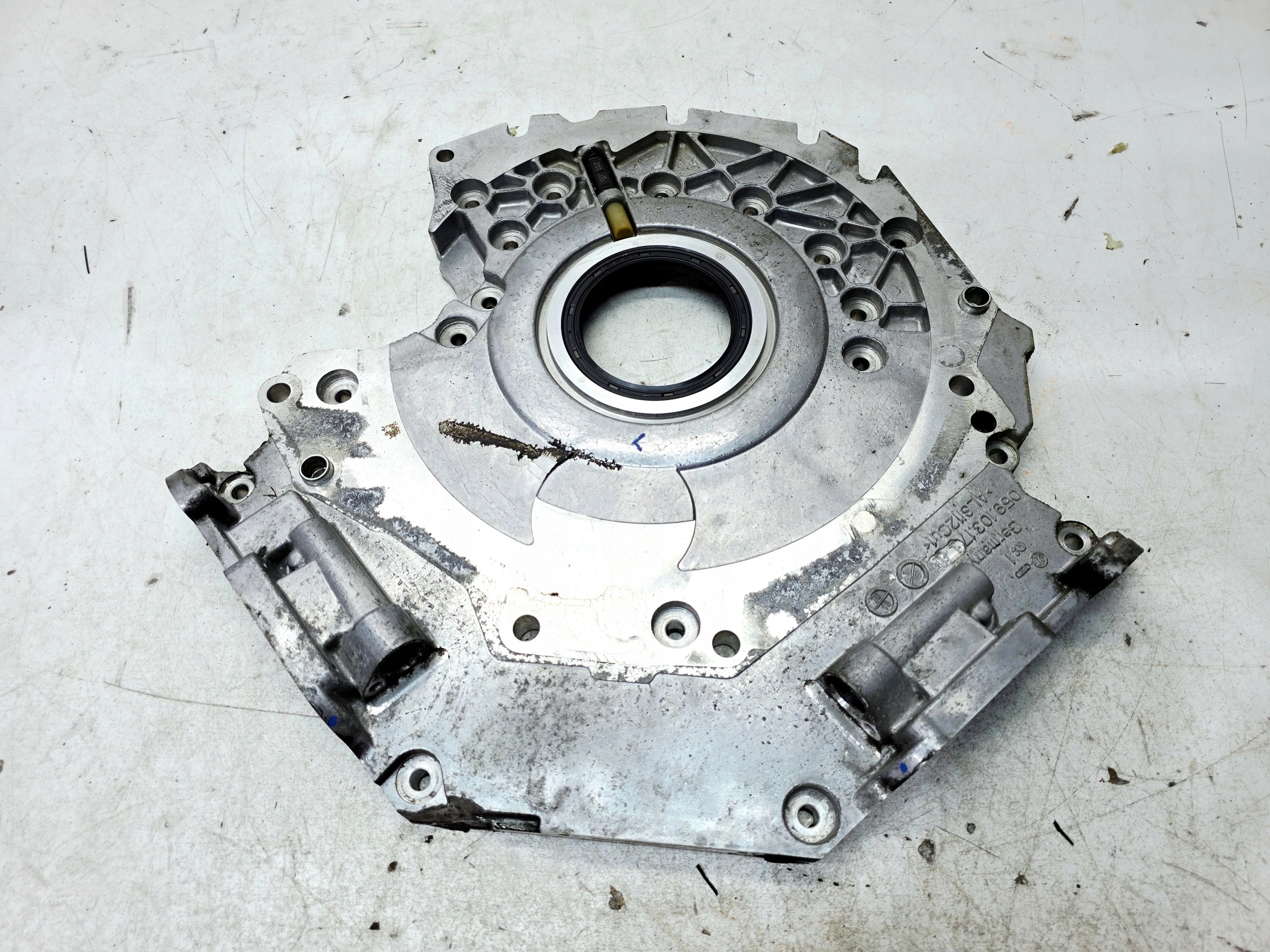 KOLNIERZ USZCZELNIAJACY heck AUDI A4 B9 A5 A6 C7 Q7 3.0 TDI CRT 059103171DF