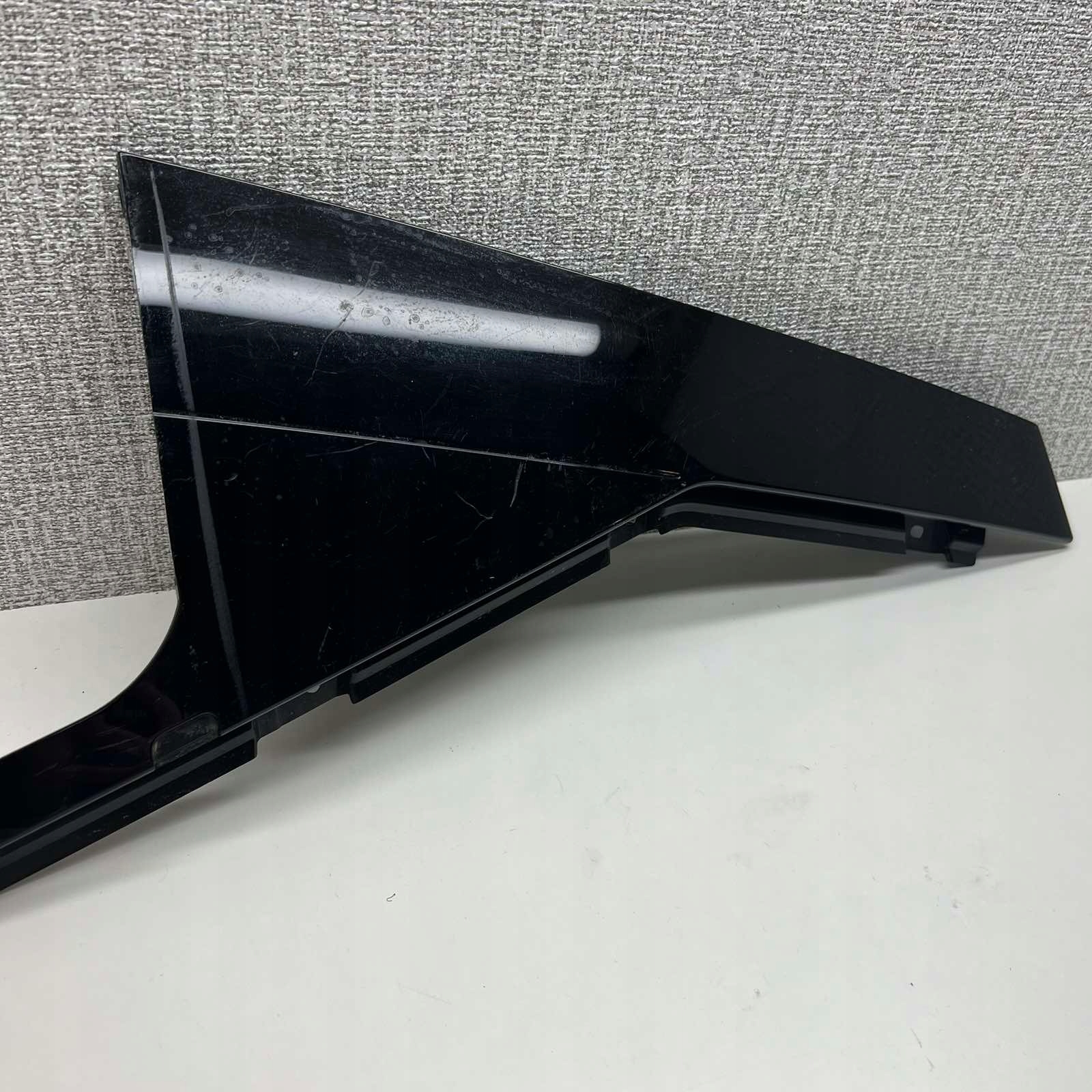 VOLVO XC60 II moulding SLUPKA C right 32216048