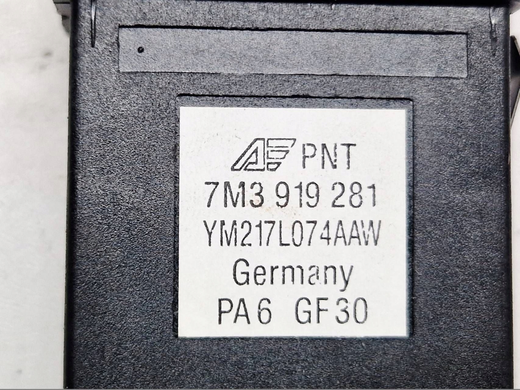 button PDC Volkswagen Sharan MK1 LIFT 7M3919281