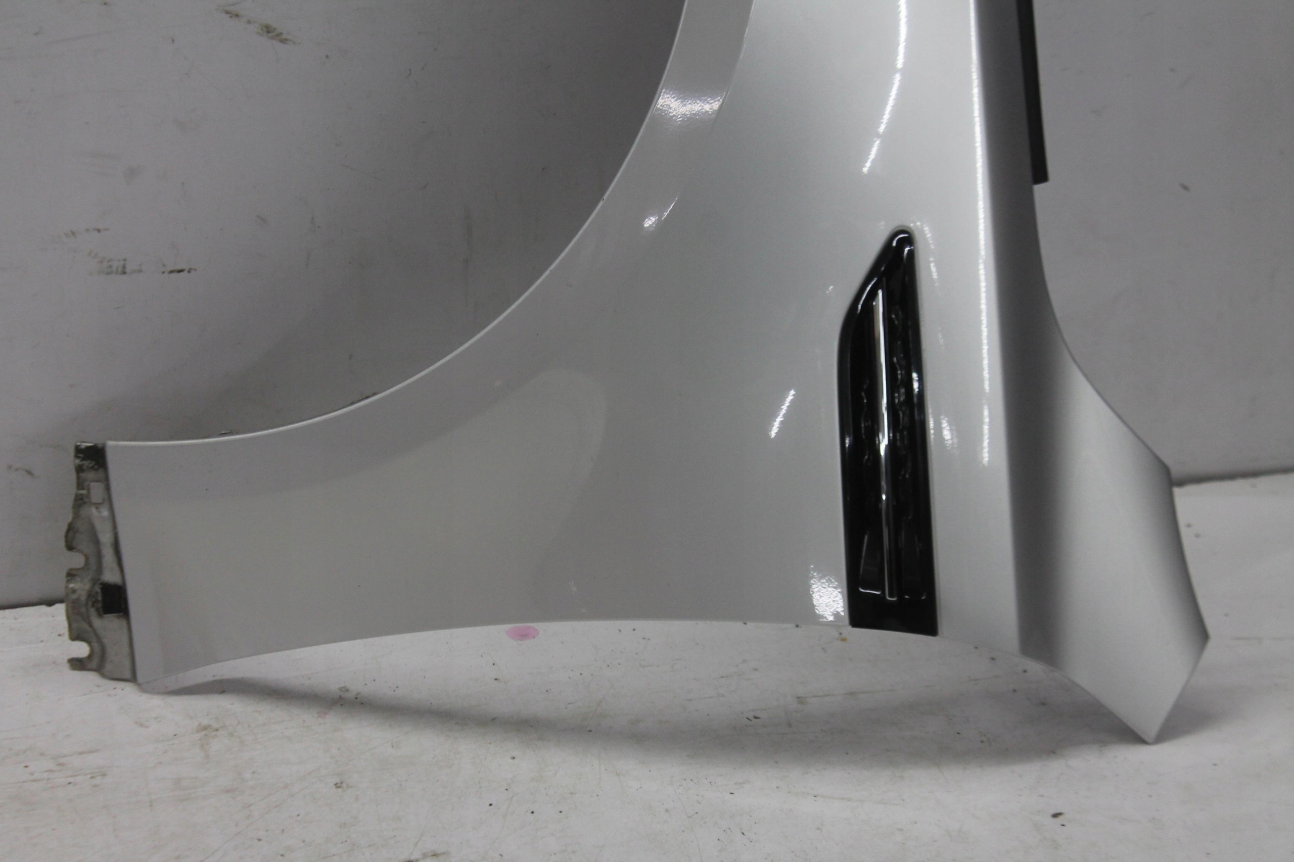 blatník levý předek KIA OPTIMA III kol. 3D 10-15