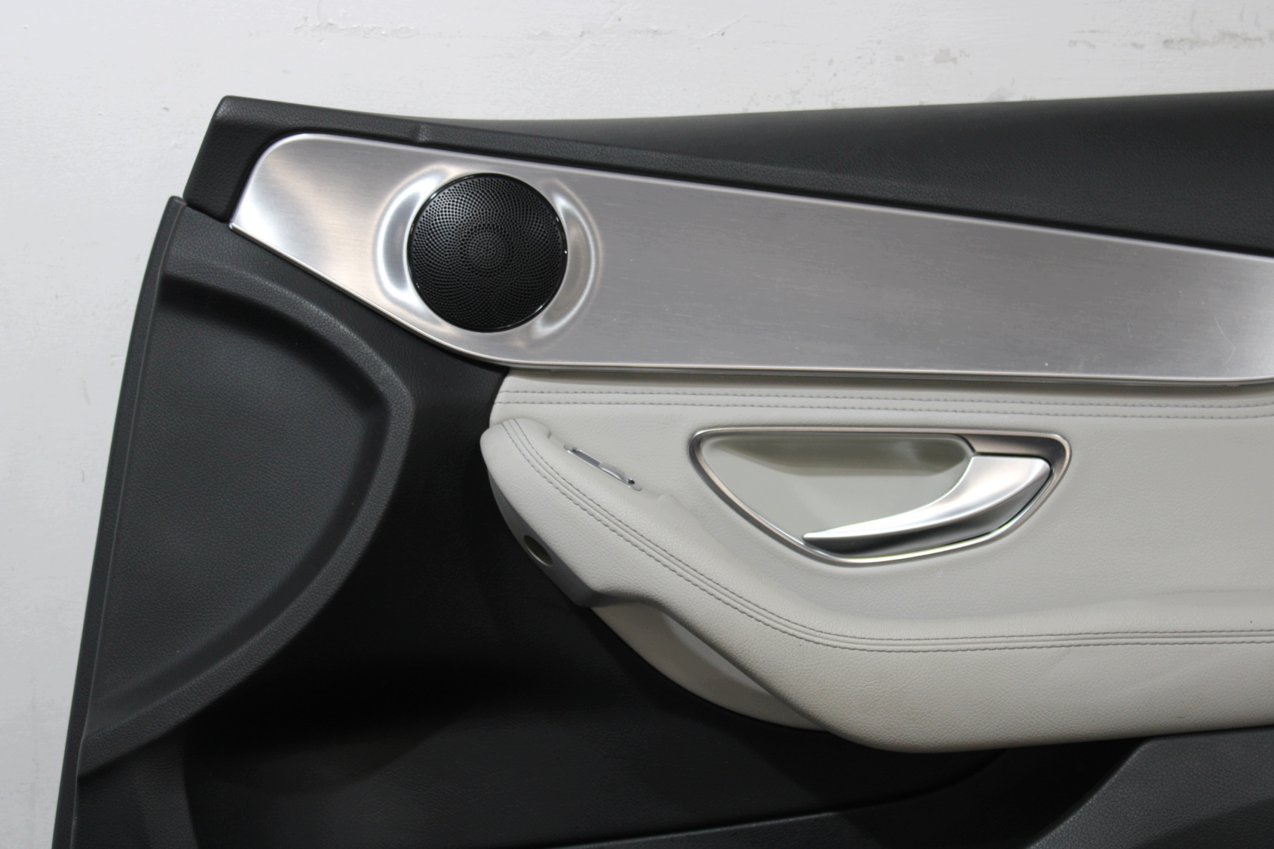 upholstery side door right front MERCEDES C-KLASA W205