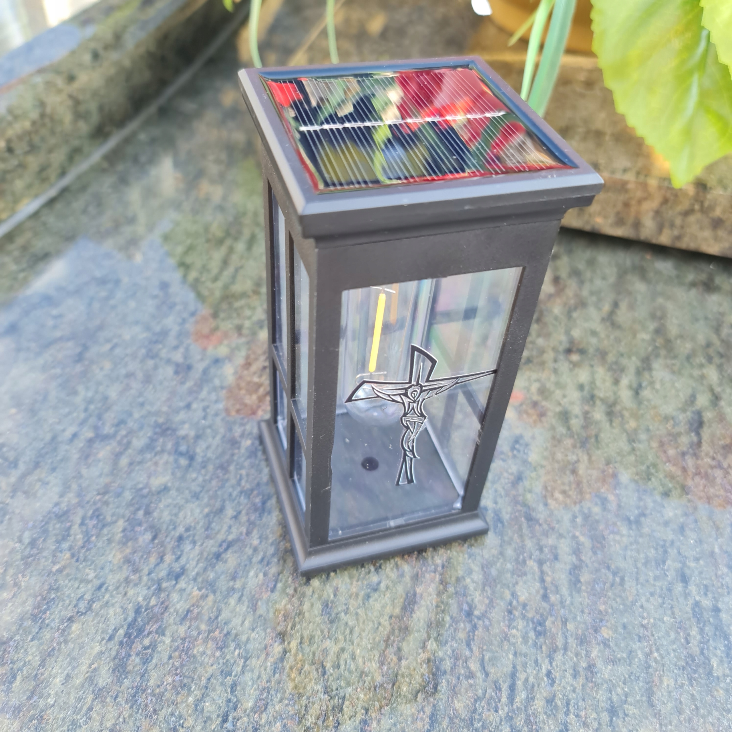 ZNICZ SOLARNY LED LAMPION STATUETKA NA CMENTARZ LAMPA NA GRÓB NOWOŚCI Typ LED