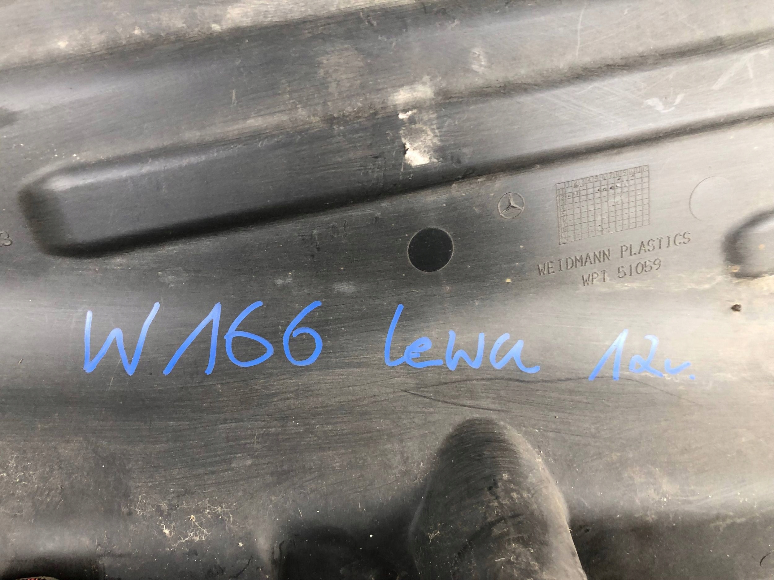 cover chassis left MERCEDES ML W166 A1666100208