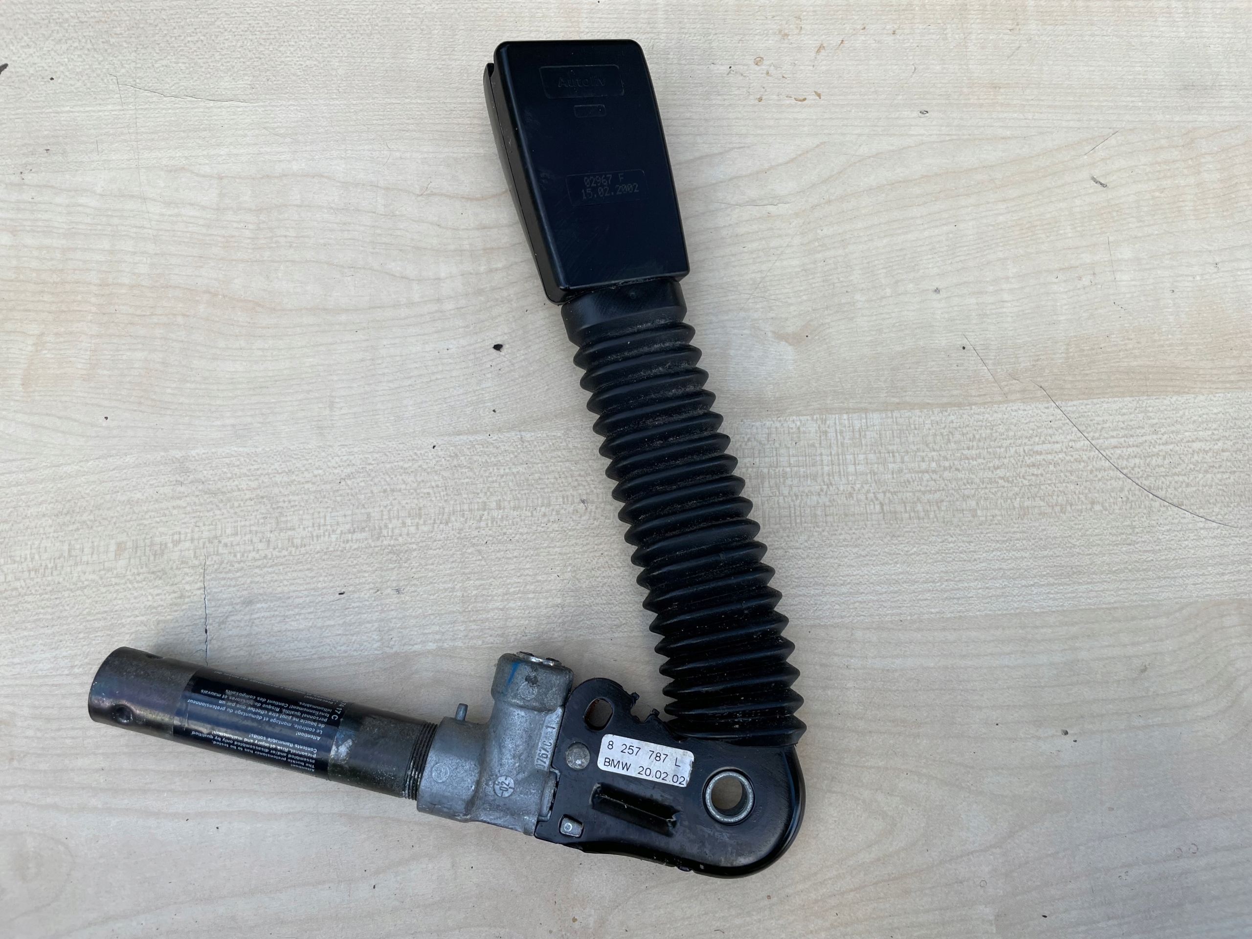 BMW 3 E46 NAPINACZ PASA BEZPIECZEŃSTWA LEWY