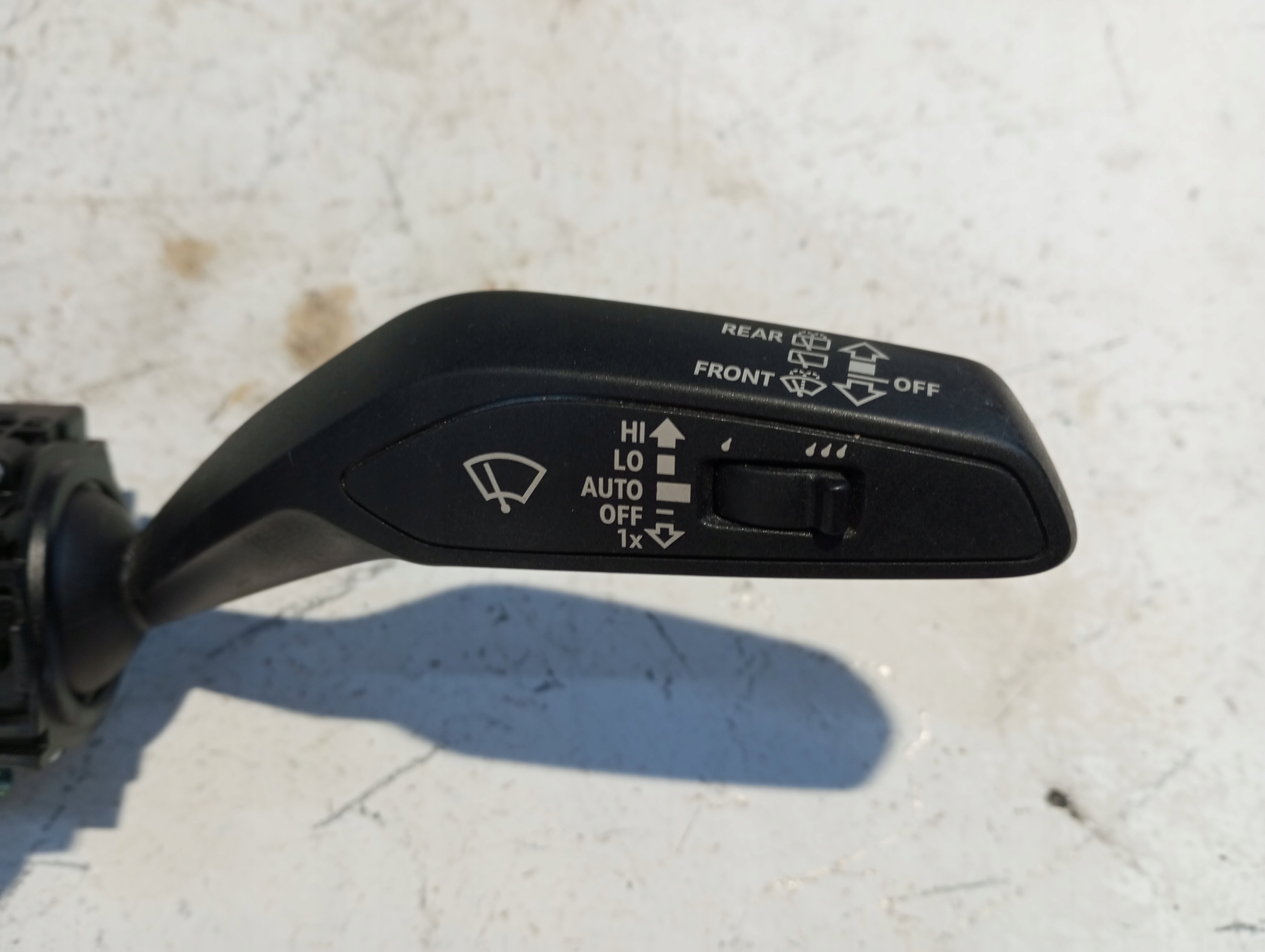 DEVIO LUCI TERGICRISTALLO TERGI DEVIO LUCI DEVIO AUDI Q3 82A 82A953521LT