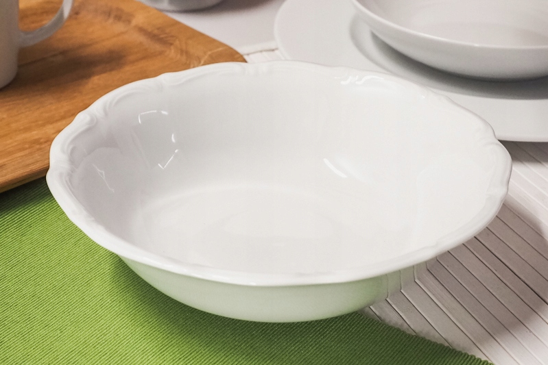 CHODZIEŻ MARIA TERESA Salaterka 23 cm 0000