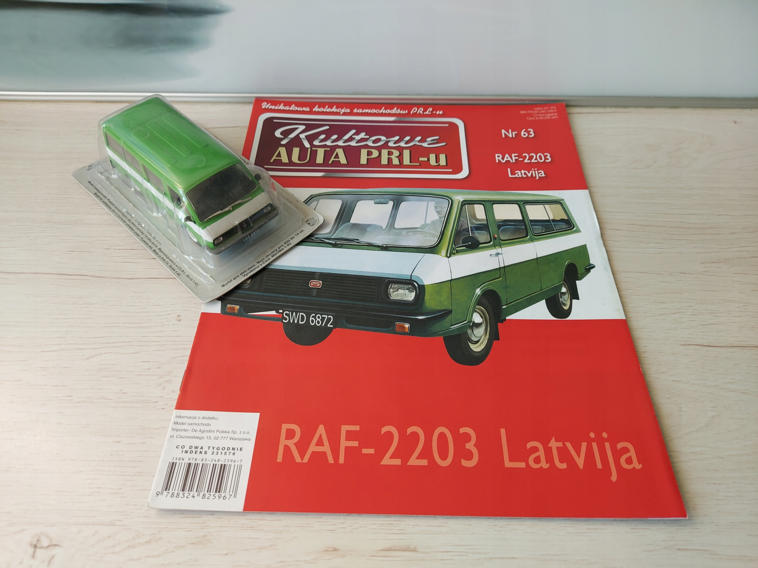 【希少】ソ連製 ミニカー RAF-2203 ラトビア 1/43 ミリツィア 希少】ソ連製 ミニカー RAF-2203 ラトビア 1/43 ミリツィア RAF 2203