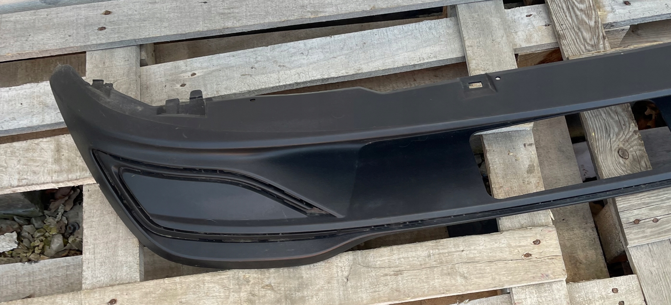 VW GOLF VIII HB SPOILER der Stoßstange heck 5H6807568A