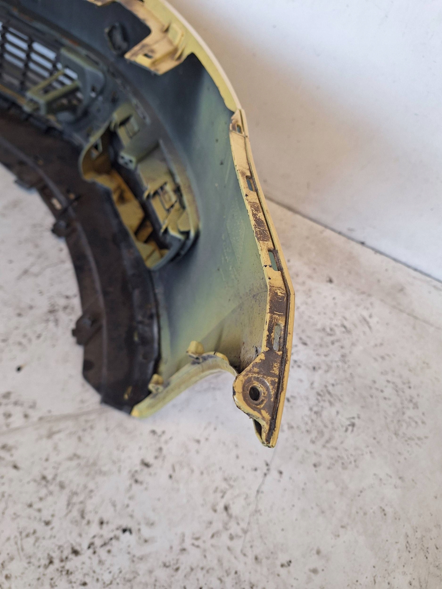 VOLKSWAGEN POLO V 6R 07-14 bumper