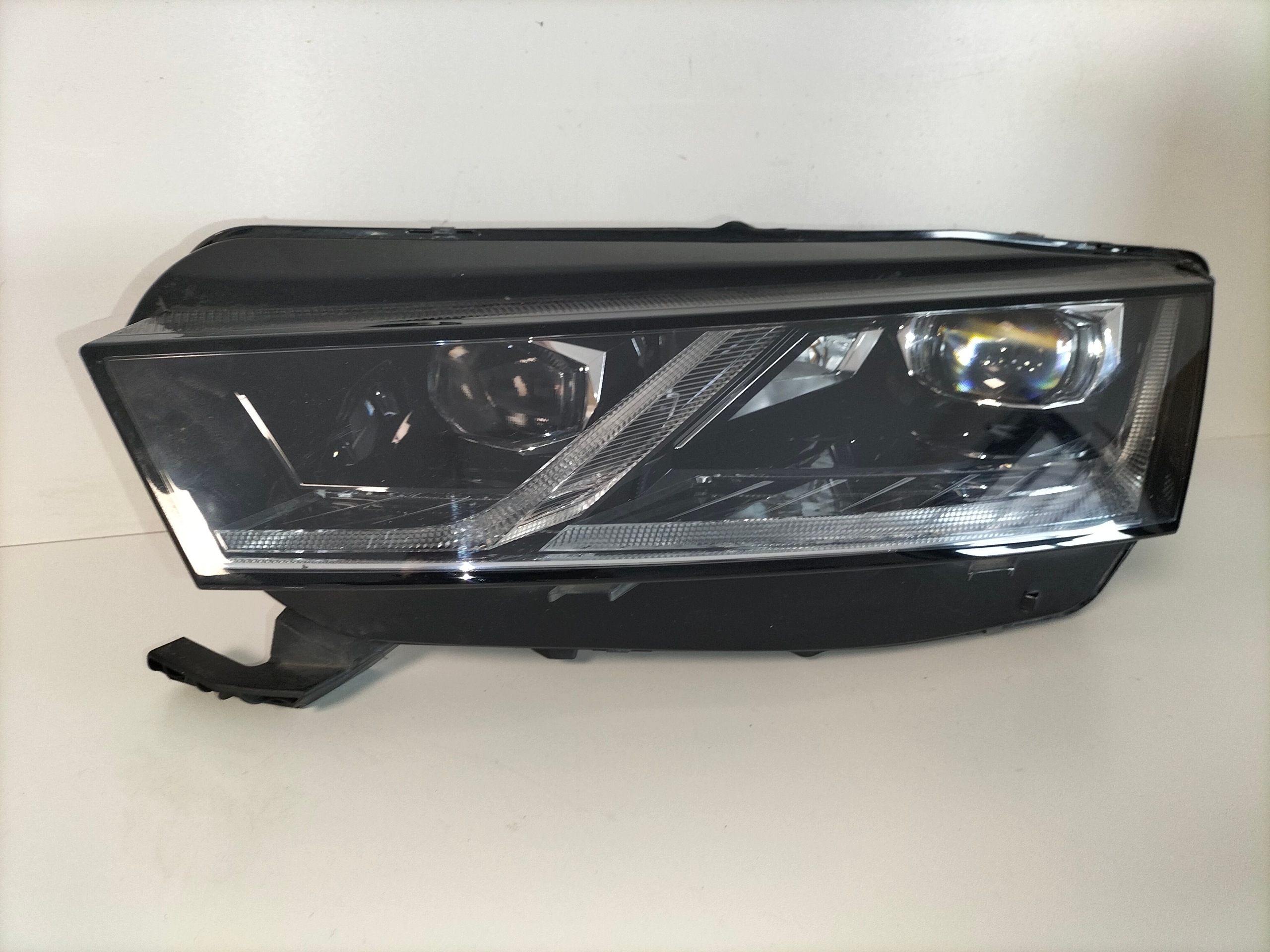 light front reflektor left SKODA OCTAVIA 4 IV 19-24 FULL LED
