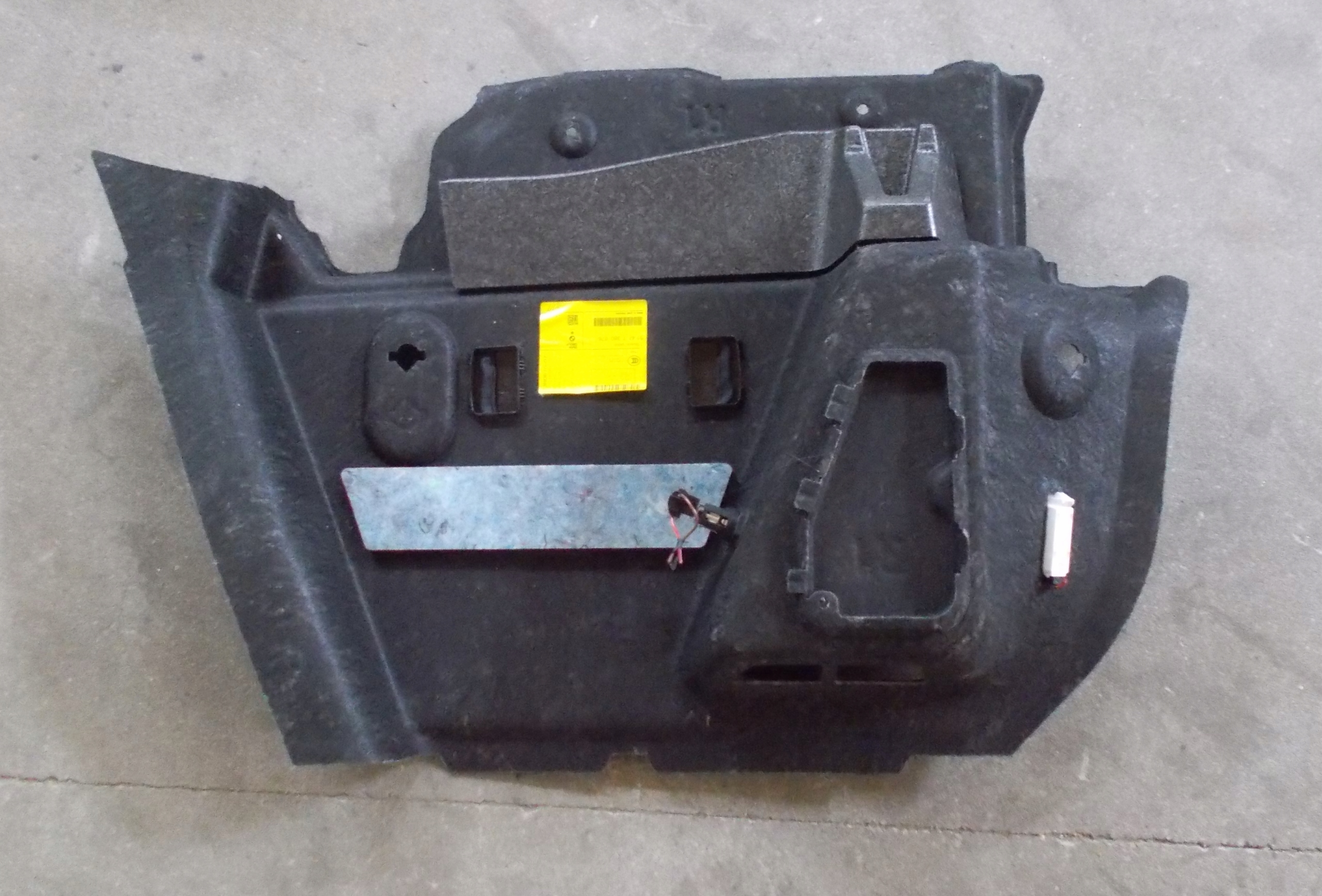 MINI COUNTRYMAN 19R upholstery boot right
