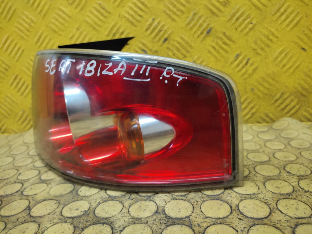 SEAT IBIZA III light right rear part 6L6945096A