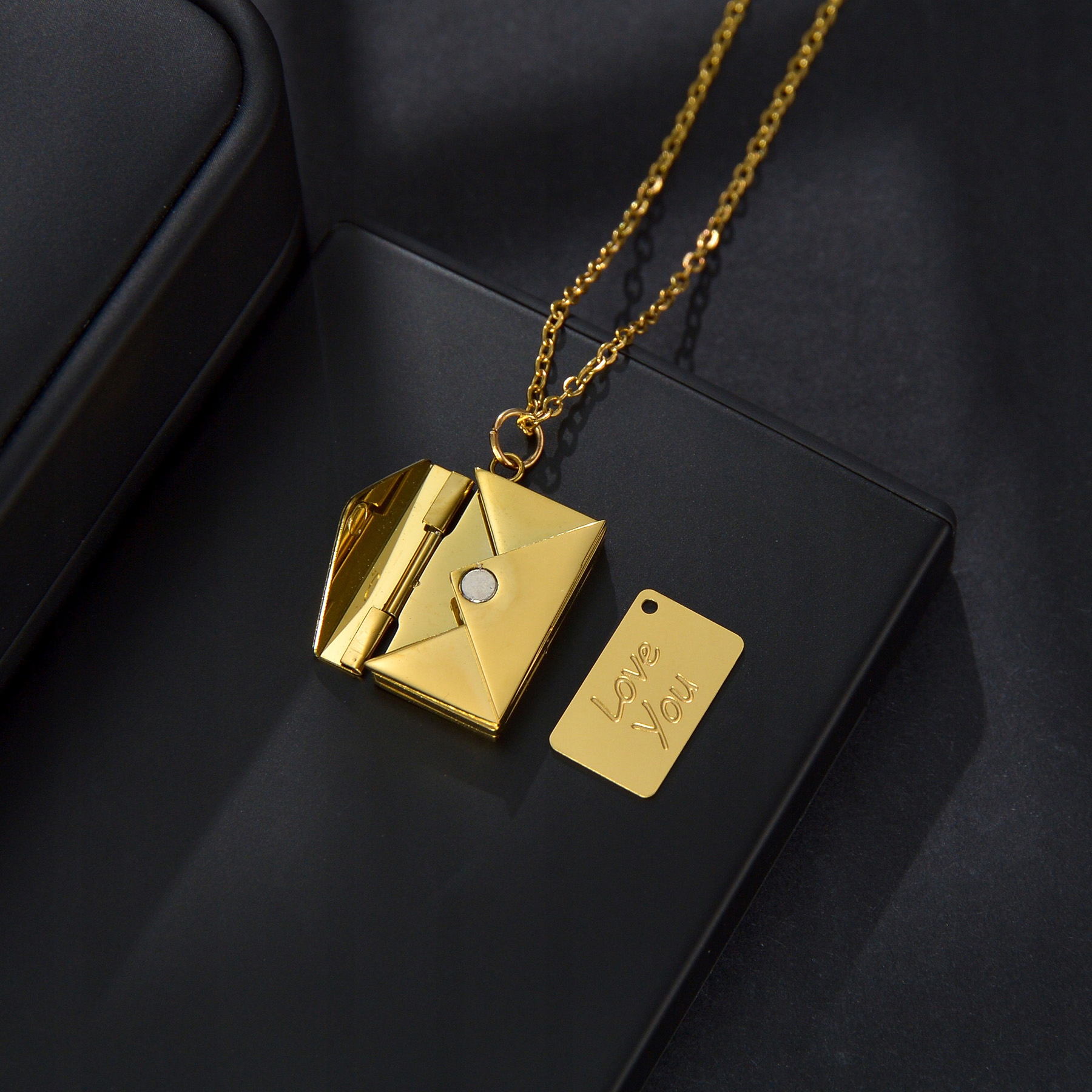 Komplet Złoty Naszyjnik Koperta List Miłość Grawer Sekretnik Dzień Matki Materiał stal