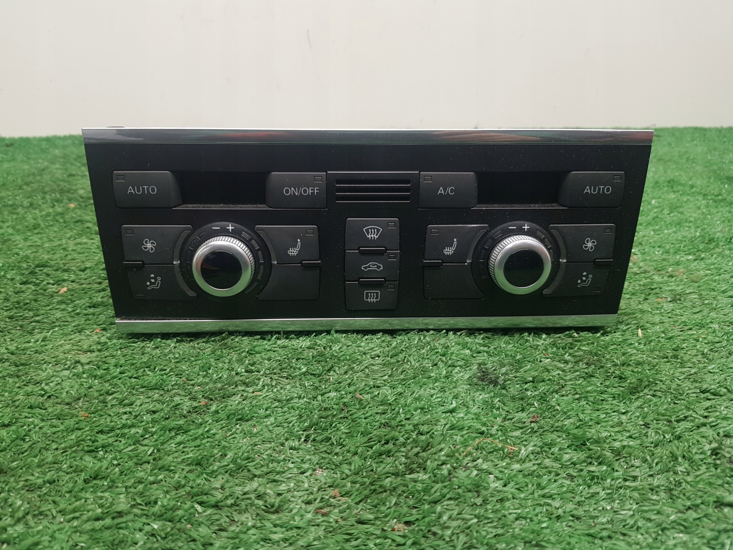 control panel air conditioning devices AUDI Q7 4L0820043AB