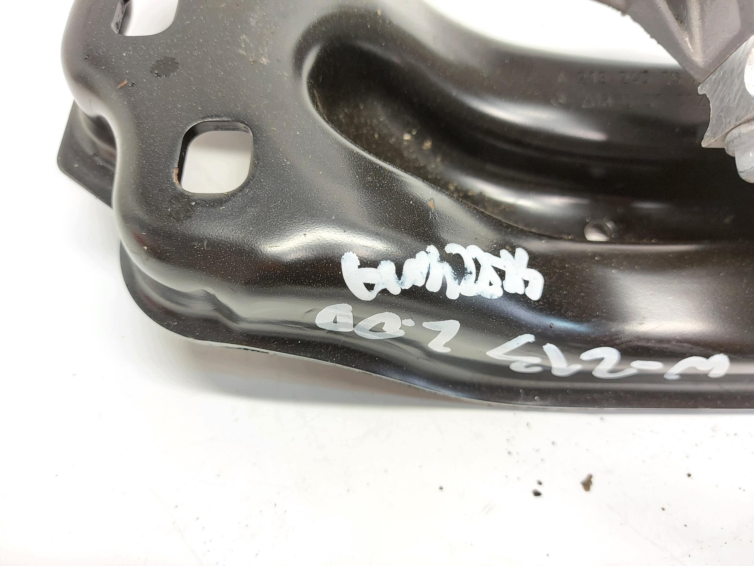 MERCEDES W213 E300de 2.0 CDI halter getriebe getriebe A2132406100