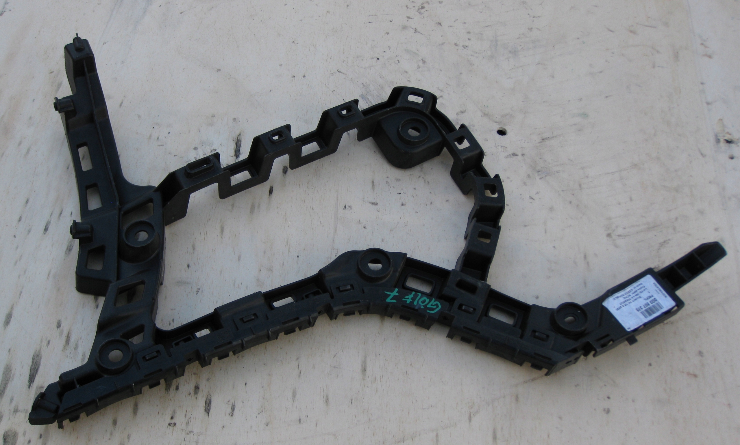 VW GOLF VII KOMBI bumper bracket rear part left 5G9807355