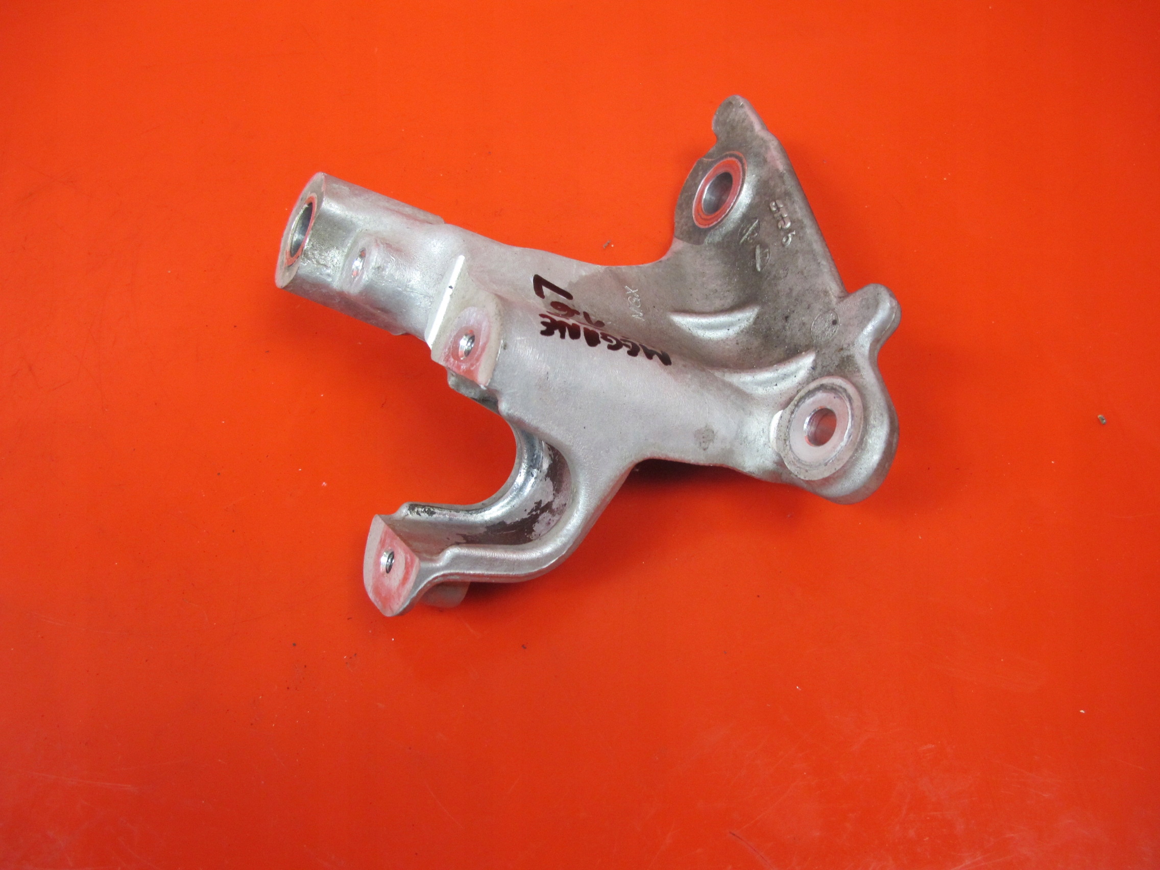 SCENIC MEGANE IV 4 HALTER DES STABILISATORS LINKS