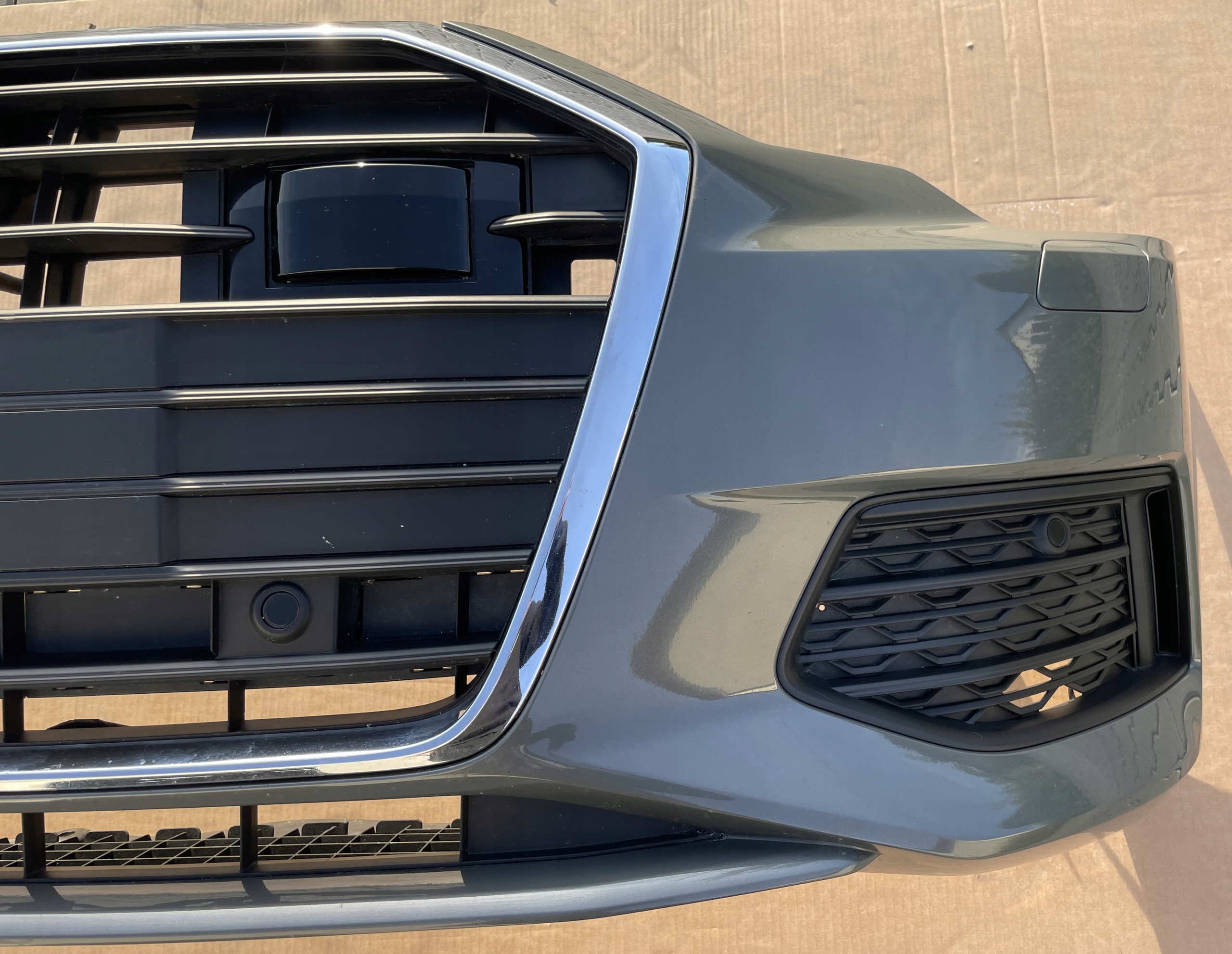 bumper AUDI A6 C8 W colour LX7G PDCX4 as new original complete