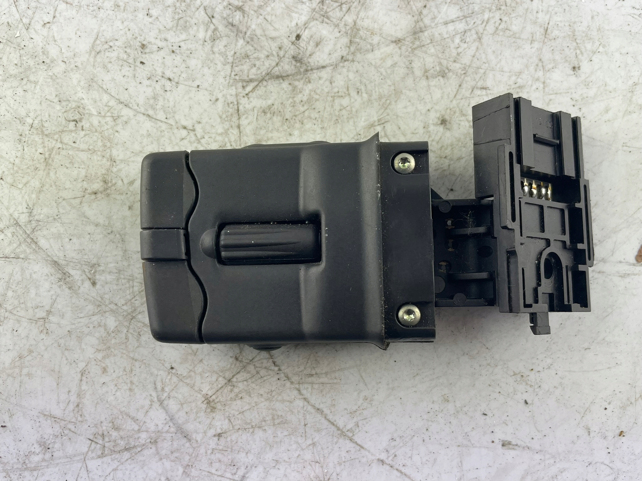 switch radia 8200103769 Renault Megane II europejski