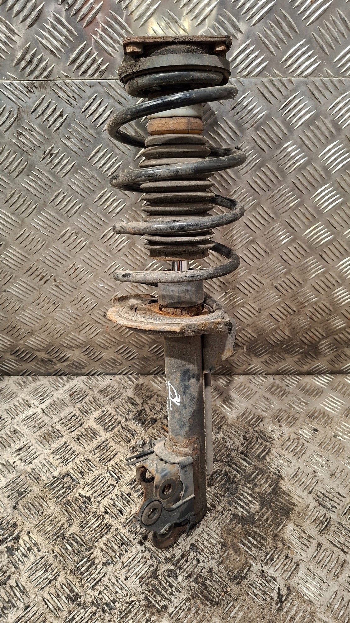 shock absorber spring right front MERCEDES W169 2.0CDI
