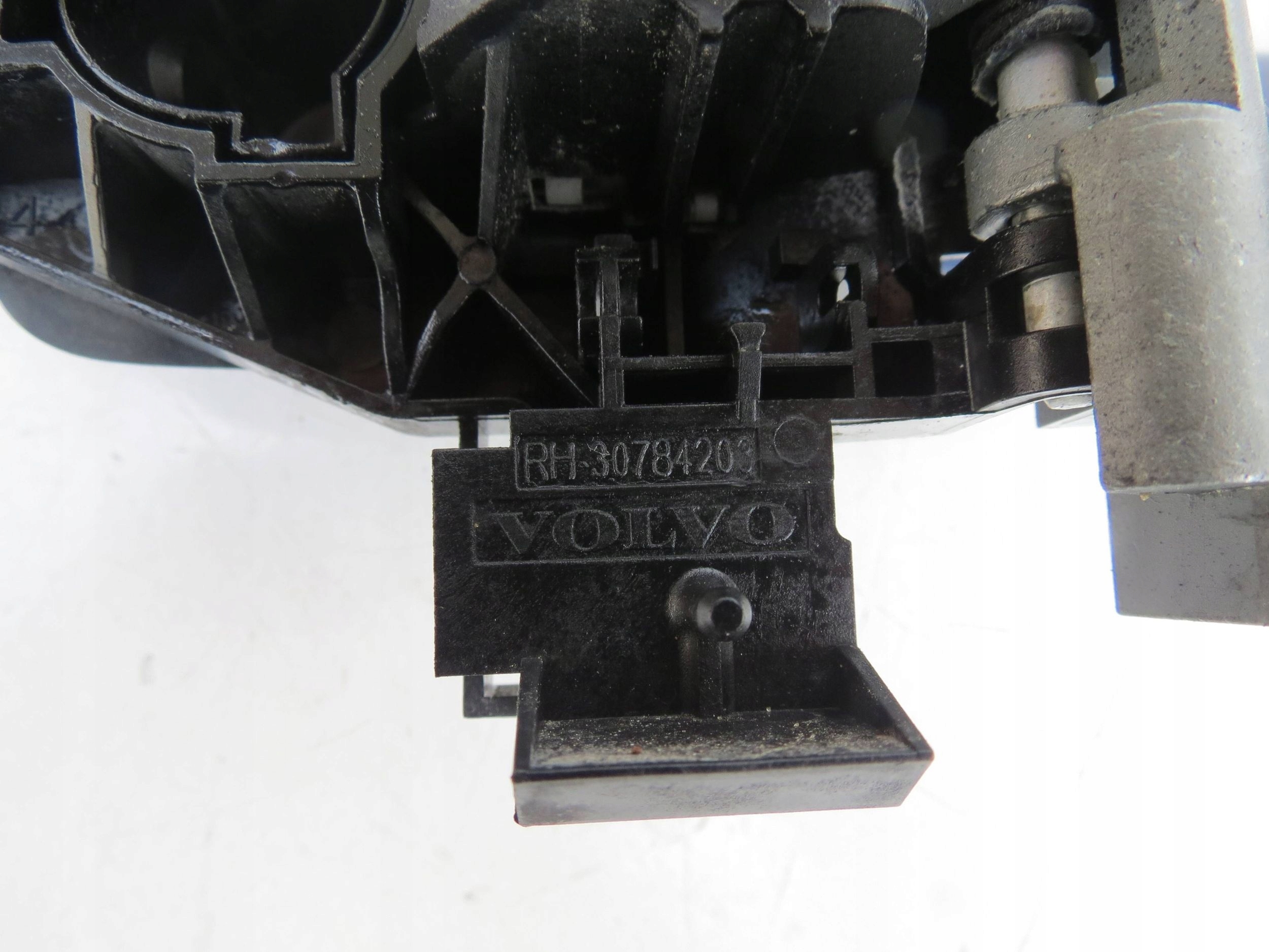 handle exterior left rear part VOLVO V70 III code lakieru 498-46 30784202